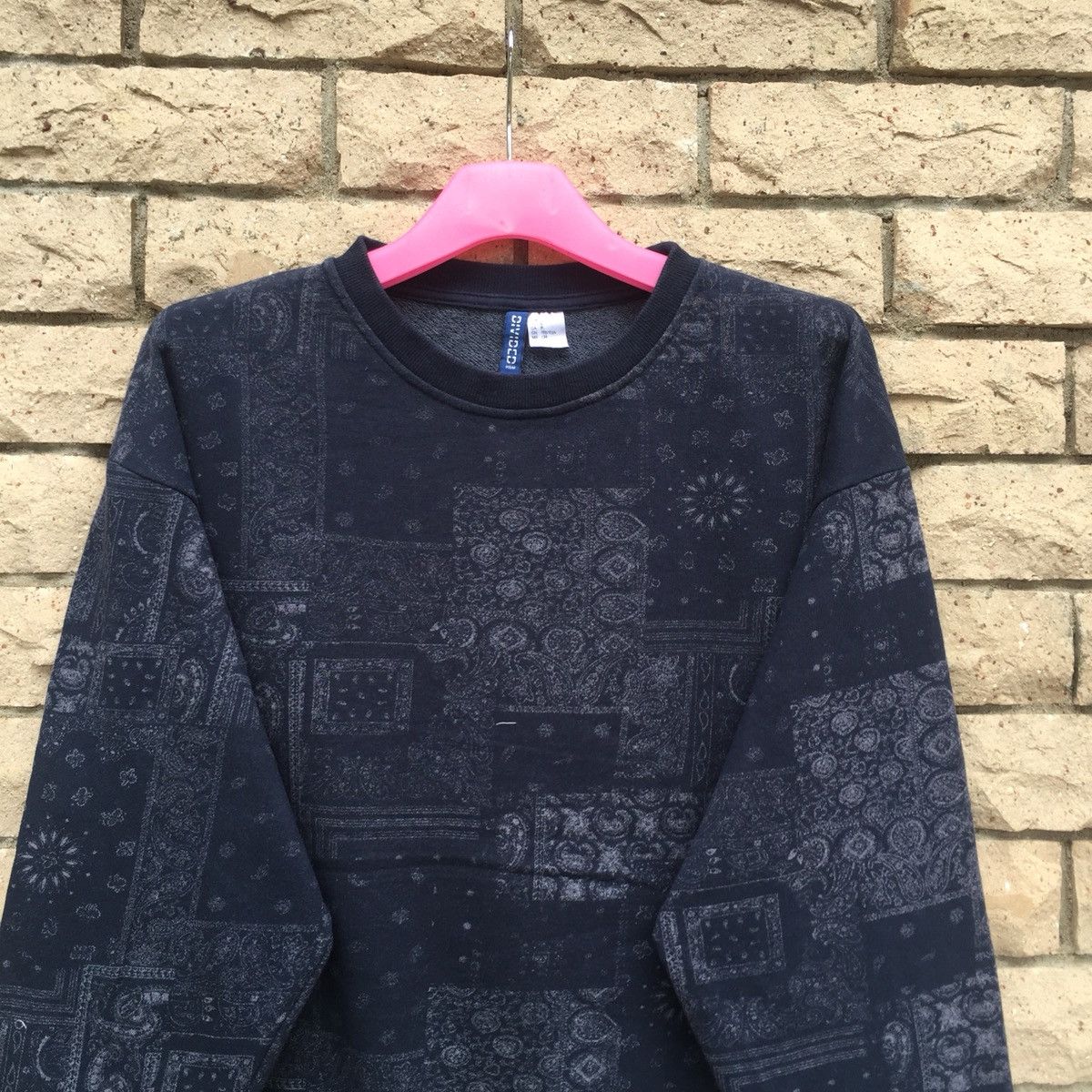 H&M × Native H&M Native Sweatshirt Full Print Design.. Native Design.. Size US M / EU 48-50 / 2 - 2 Thumbnail