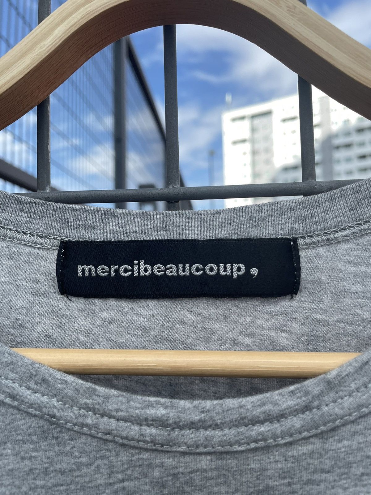 Issey Miyake × mercibeaucoup MECIBEAUCOP’ SPELL OUT TEE Size S / US 4 / IT 40 - 6 Thumbnail