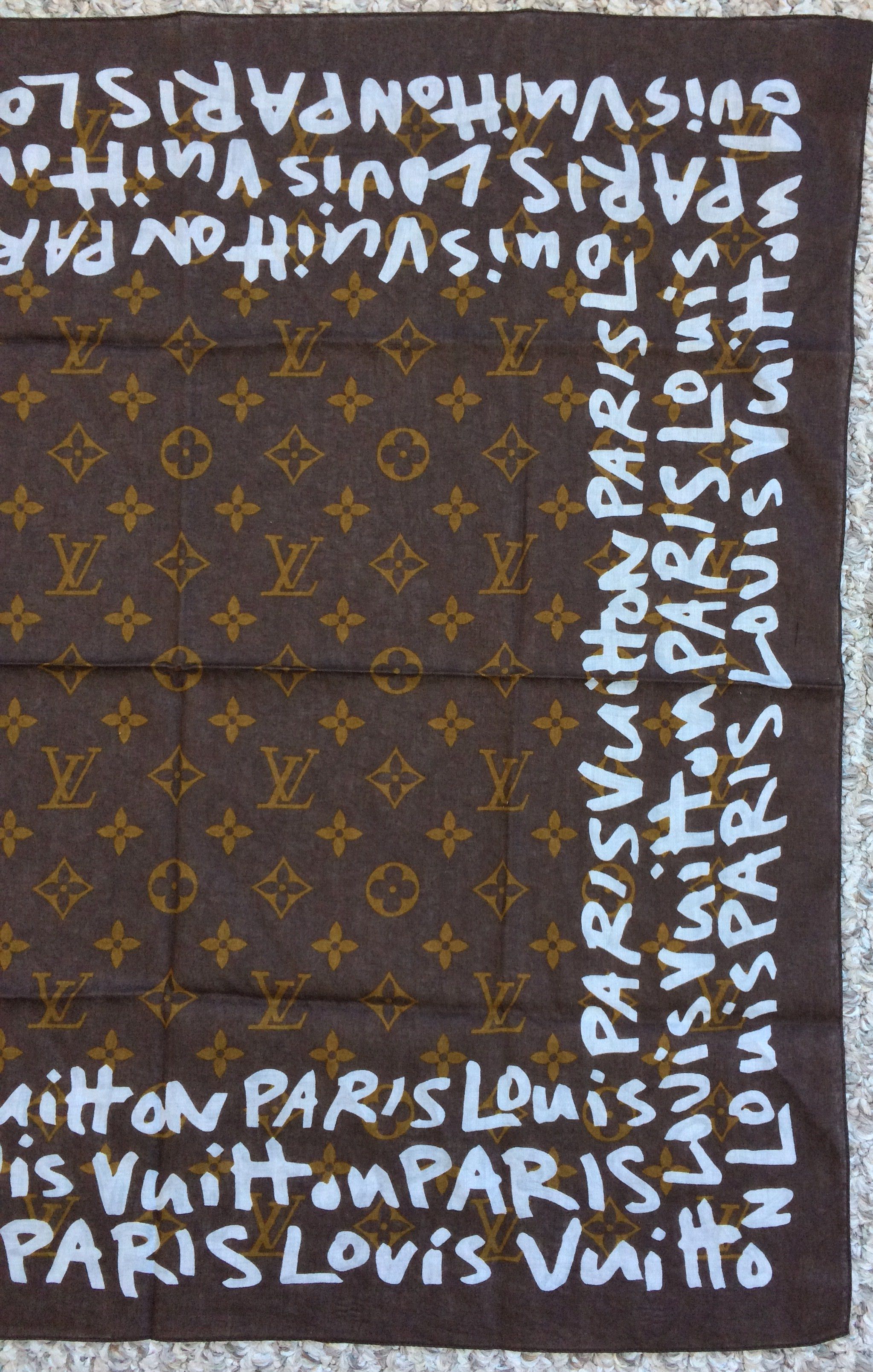 Louis Vuitton × Takashi Murakami NEW S/S 2001 Louis Vuitton Sprouse Monogram Graffiti Scarf Size ONE SIZE - 3 Thumbnail