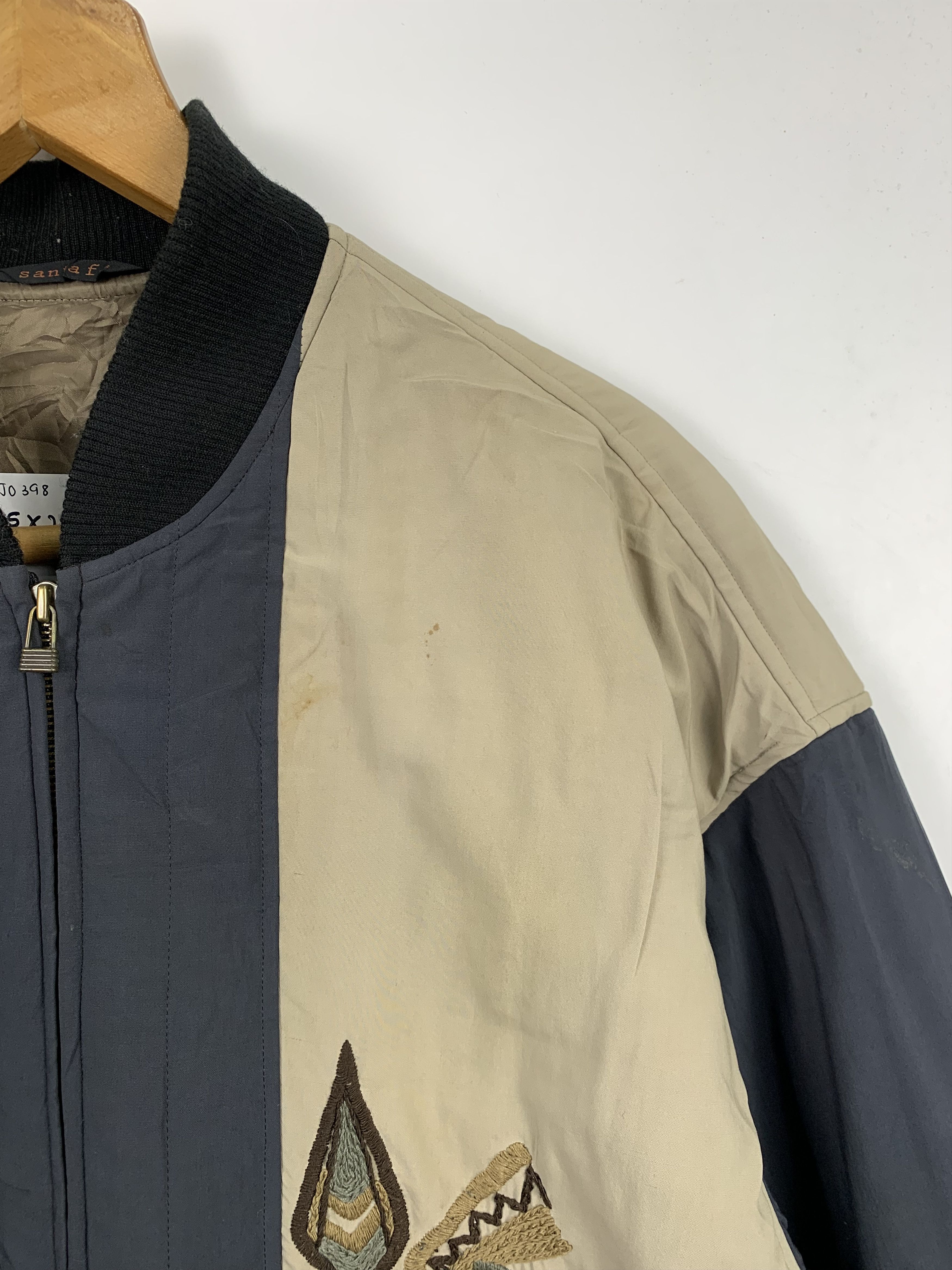 Japanese Brand Vintage SANTAFE Native Navajo Pattern Bombers Jacket J0398 Size US M / EU 48-50 / 2 - 4 Thumbnail