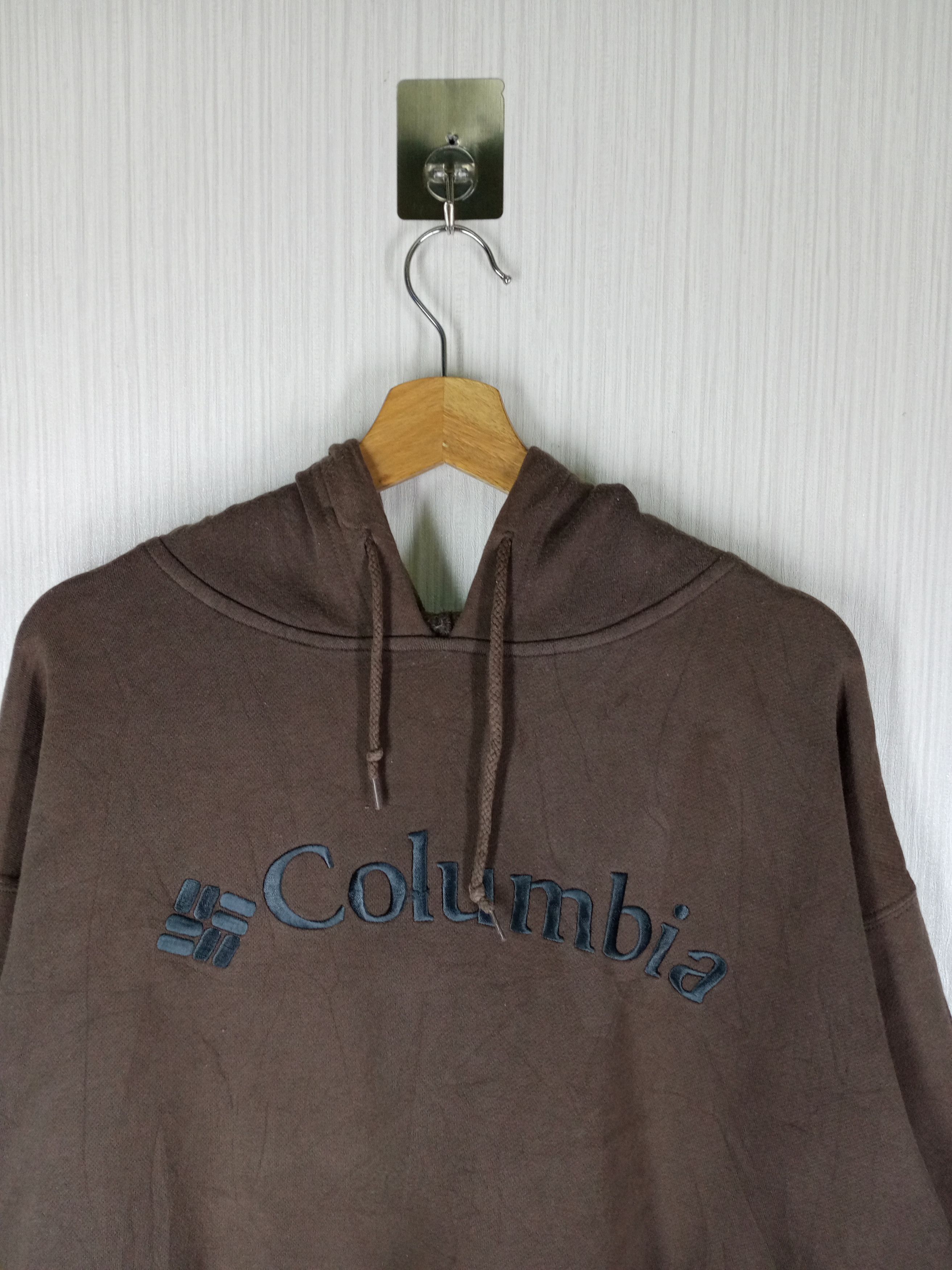 Columbia × Vintage Vintage Columbia Hoodie Embroidery Sweatshirt Size US XL / EU 56 / 4 - 2 Thumbnail