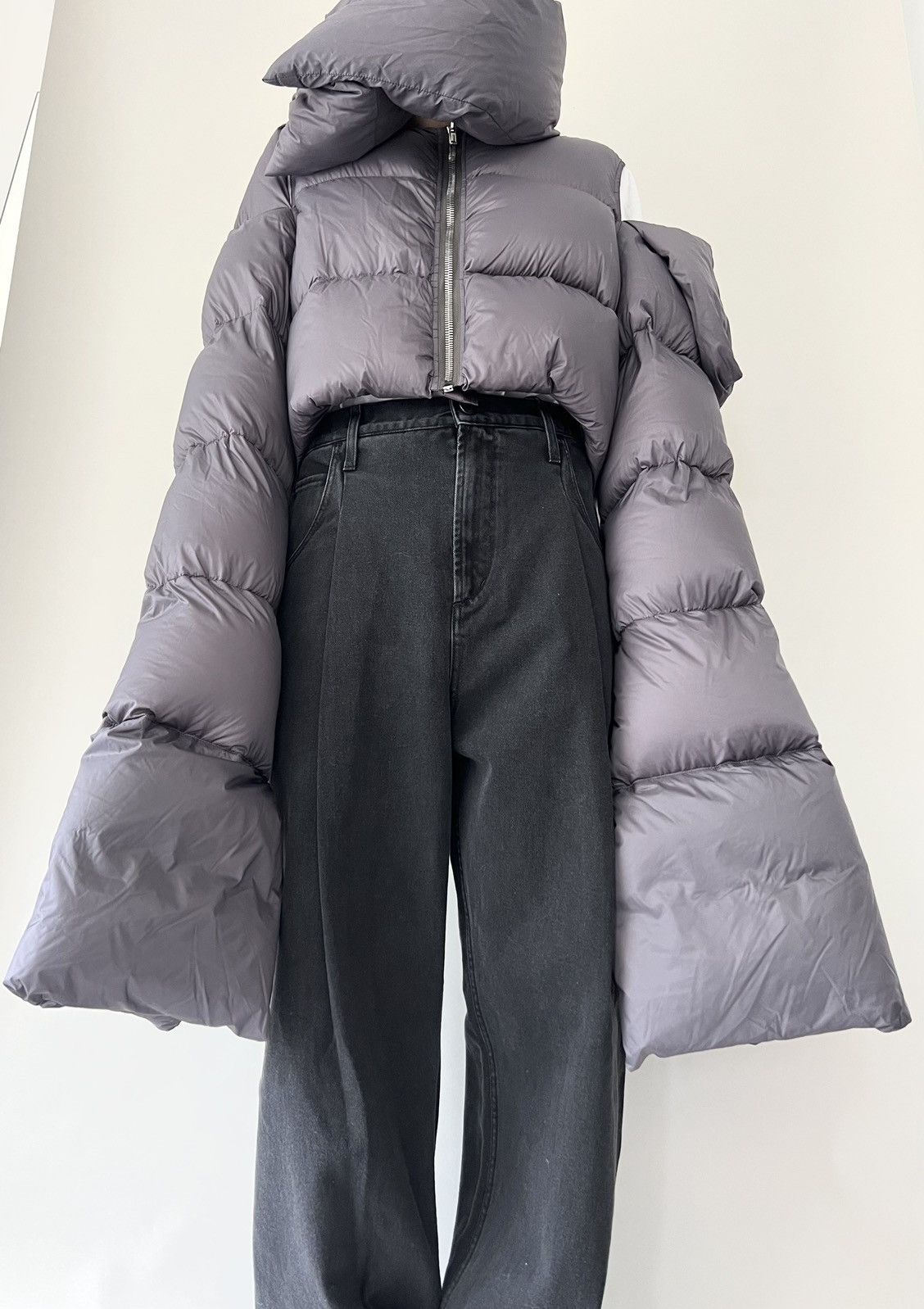 Rick Owens 💥AW 21💥 Rick Owens Babel Cropped Funnel Neck Down Jacket Size US S / EU 44-46 / 1 - 15 Thumbnail