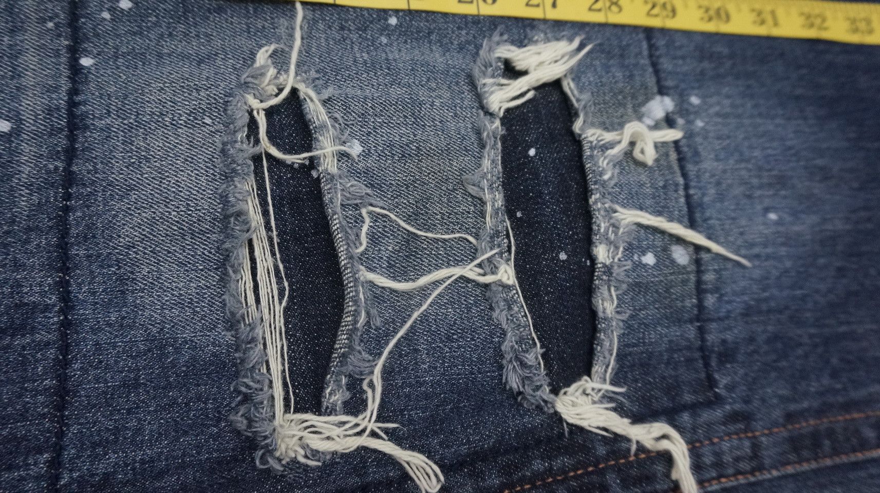 Japanese Brand 🇯🇵 OSAKA BIG TRAIN Distressed Painter Jeans Size US 36 / EU 52 - 23 Thumbnail