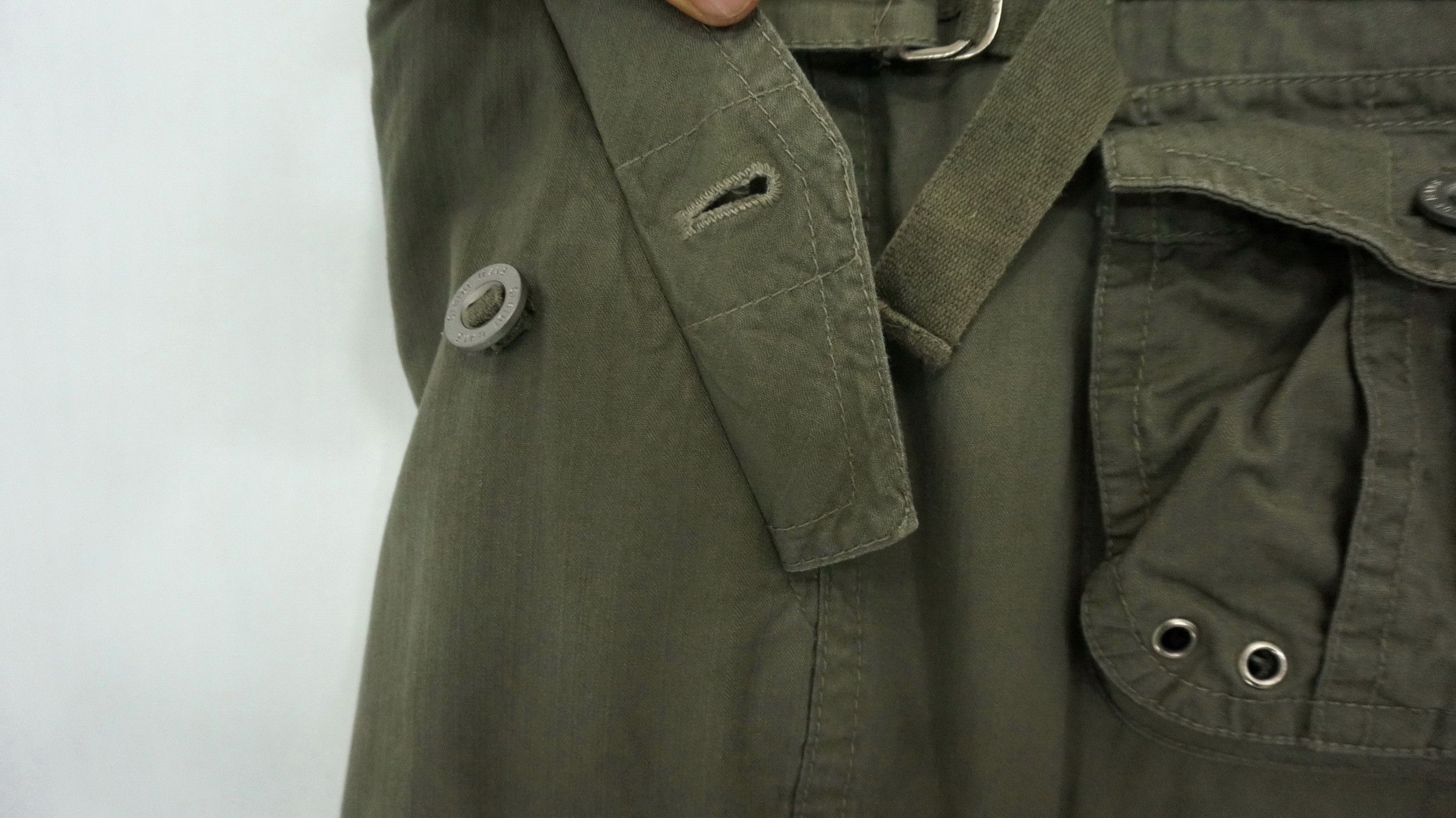 Japanese Brand Japanese Tactical Multi Pocket Short Rise Cargo Pants Size US 31 - 11 Thumbnail