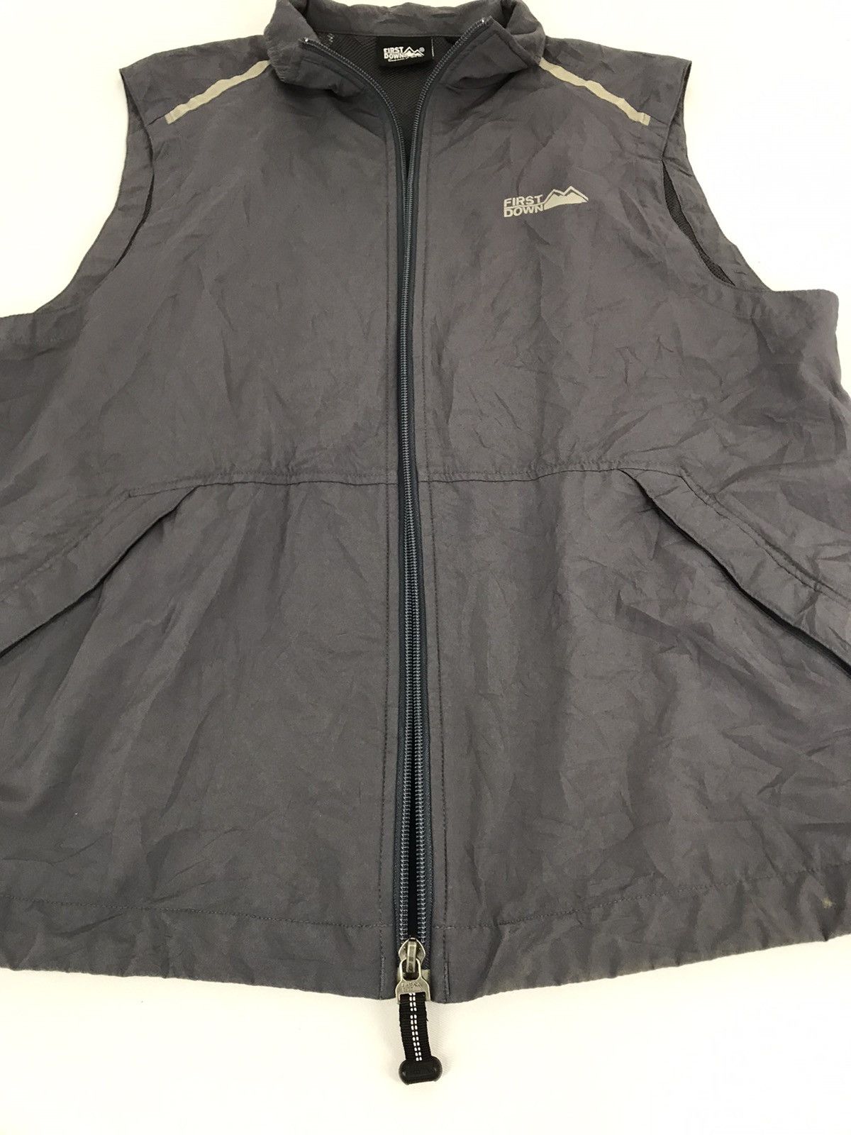 Vintage Vintage First Down USA Vest Jacket Insulated Zipper Style Size US L / EU 52-54 / 3 - 2 Thumbnail