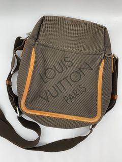 LOUIS VUITTON Louis Vuitton Utility Side Bag Shoulder M53298