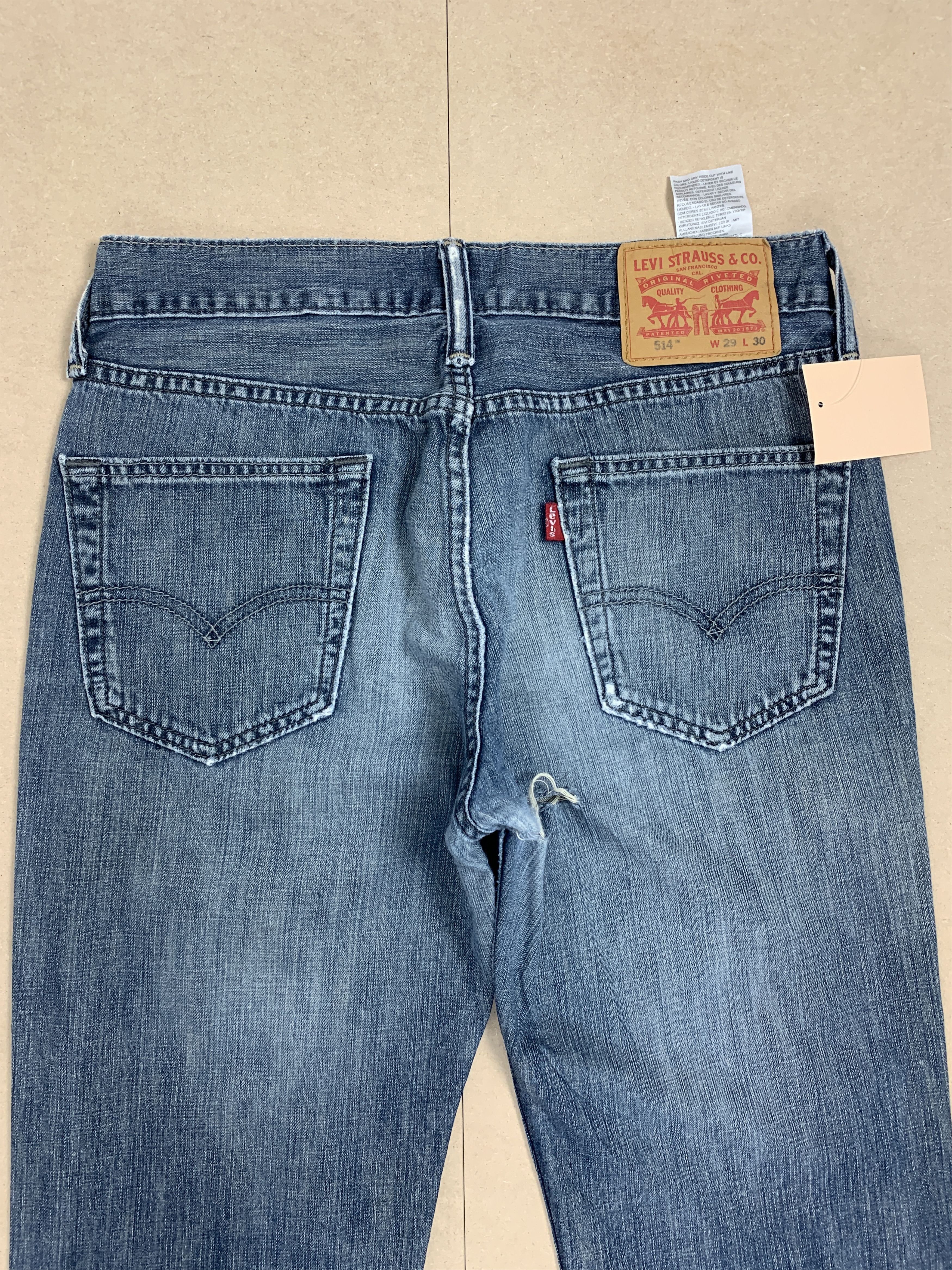 Levi's Vintage LEVI'S 514 Distressed Straight Cut Mid Wash Jeans Size US 28 / EU 44 - 6 Thumbnail