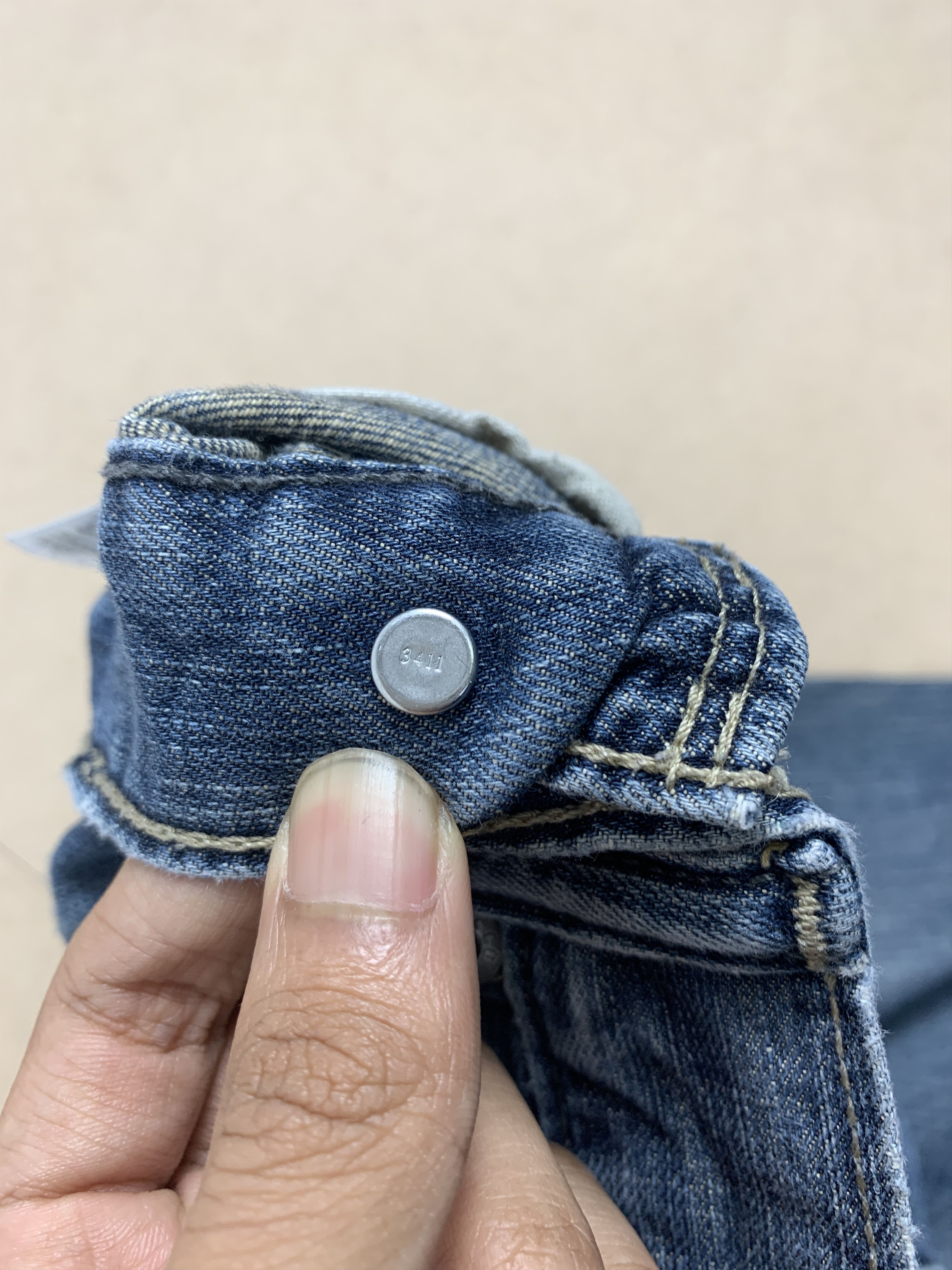 Levi's Vintage LEVI'S 514 Distressed Straight Cut Mid Wash Jeans Size US 28 / EU 44 - 18 Thumbnail