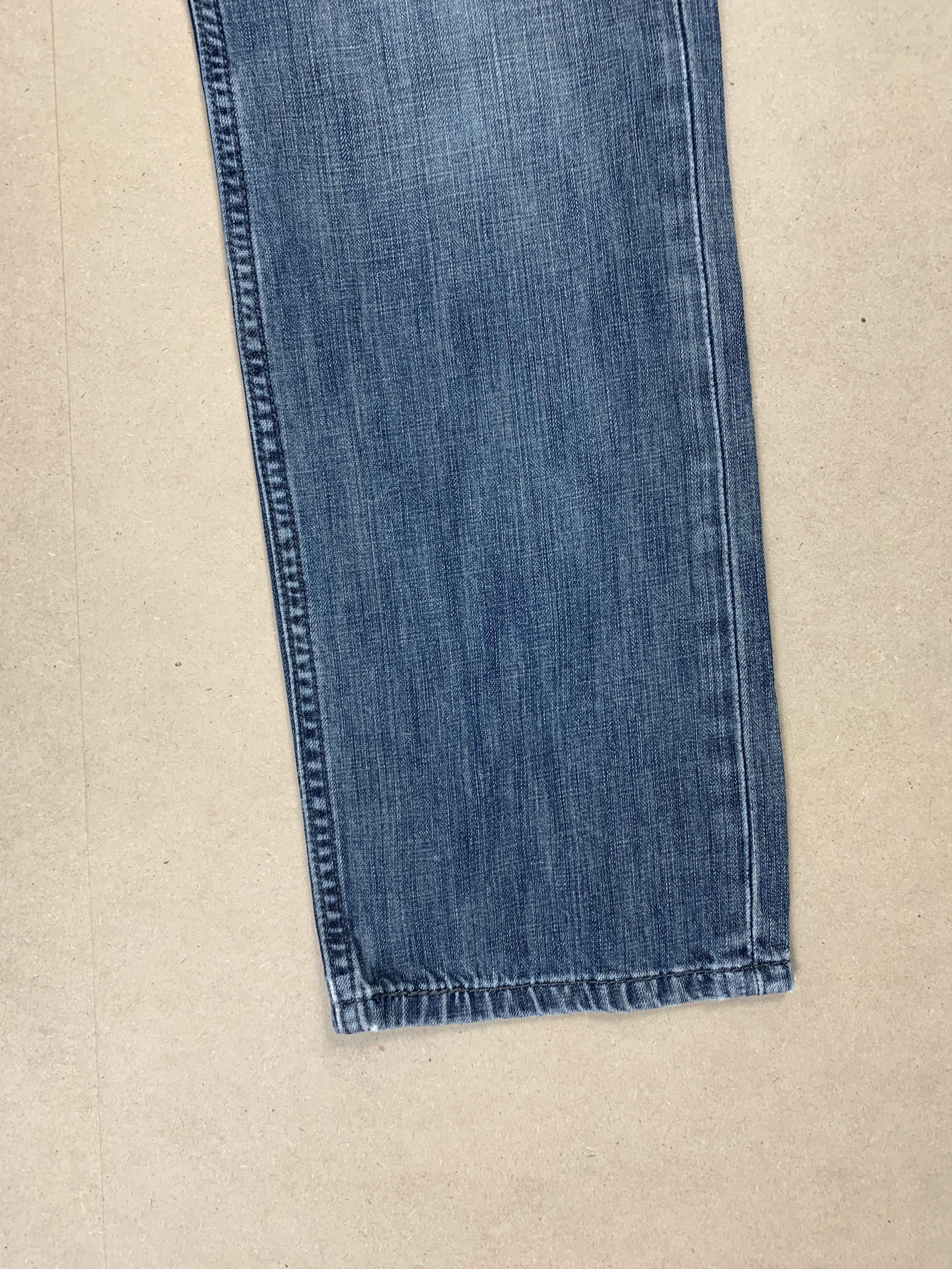 Levi's Vintage LEVI'S 514 Distressed Straight Cut Mid Wash Jeans Size US 28 / EU 44 - 3 Thumbnail