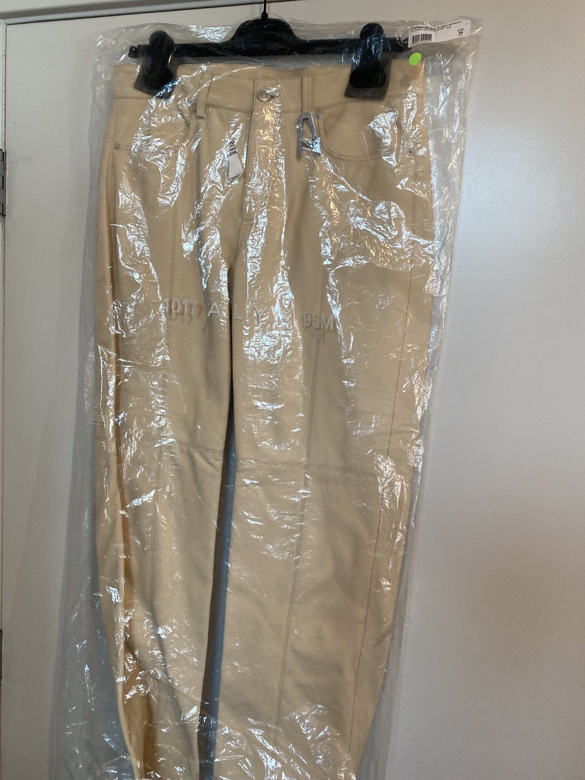 1017 ALYX 9SM 1017 Alyx 9sm F21 textured leather pants Size US 30 / EU 46 - 5 Thumbnail