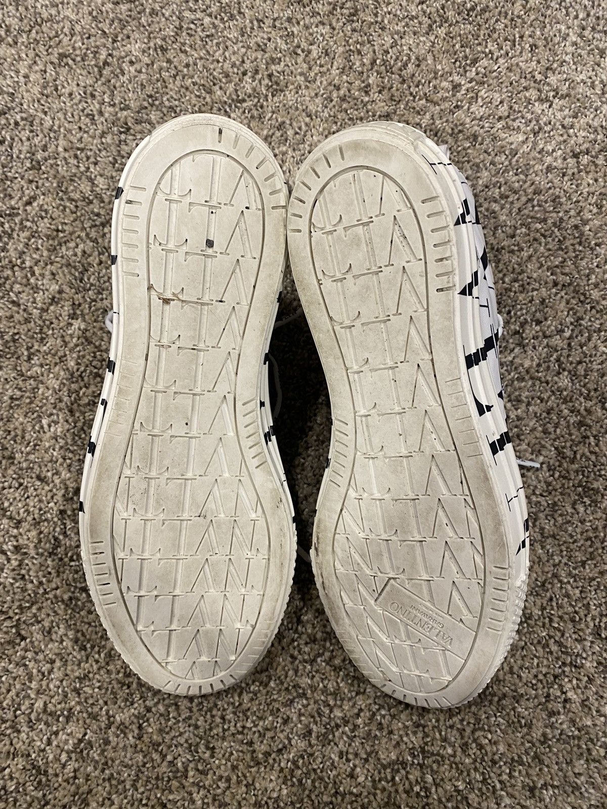 Valentino Valentino VLTN hi-tops Size US 10.5 / EU 43-44 - 5 Thumbnail