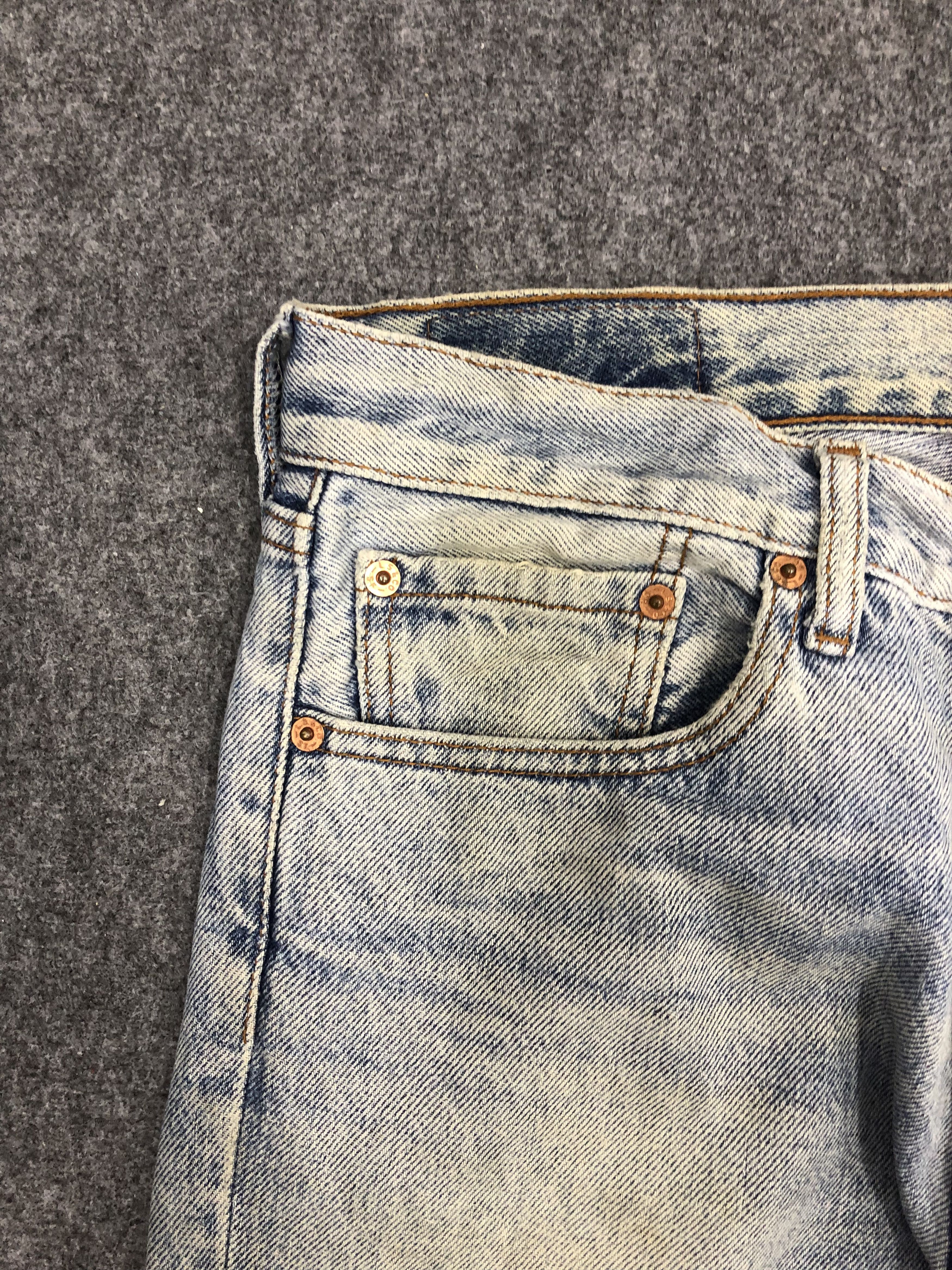 Levi's Vintage Levis 508 Lightwash Jeans DP0942 Size US 32 / EU 48 - 6 Thumbnail