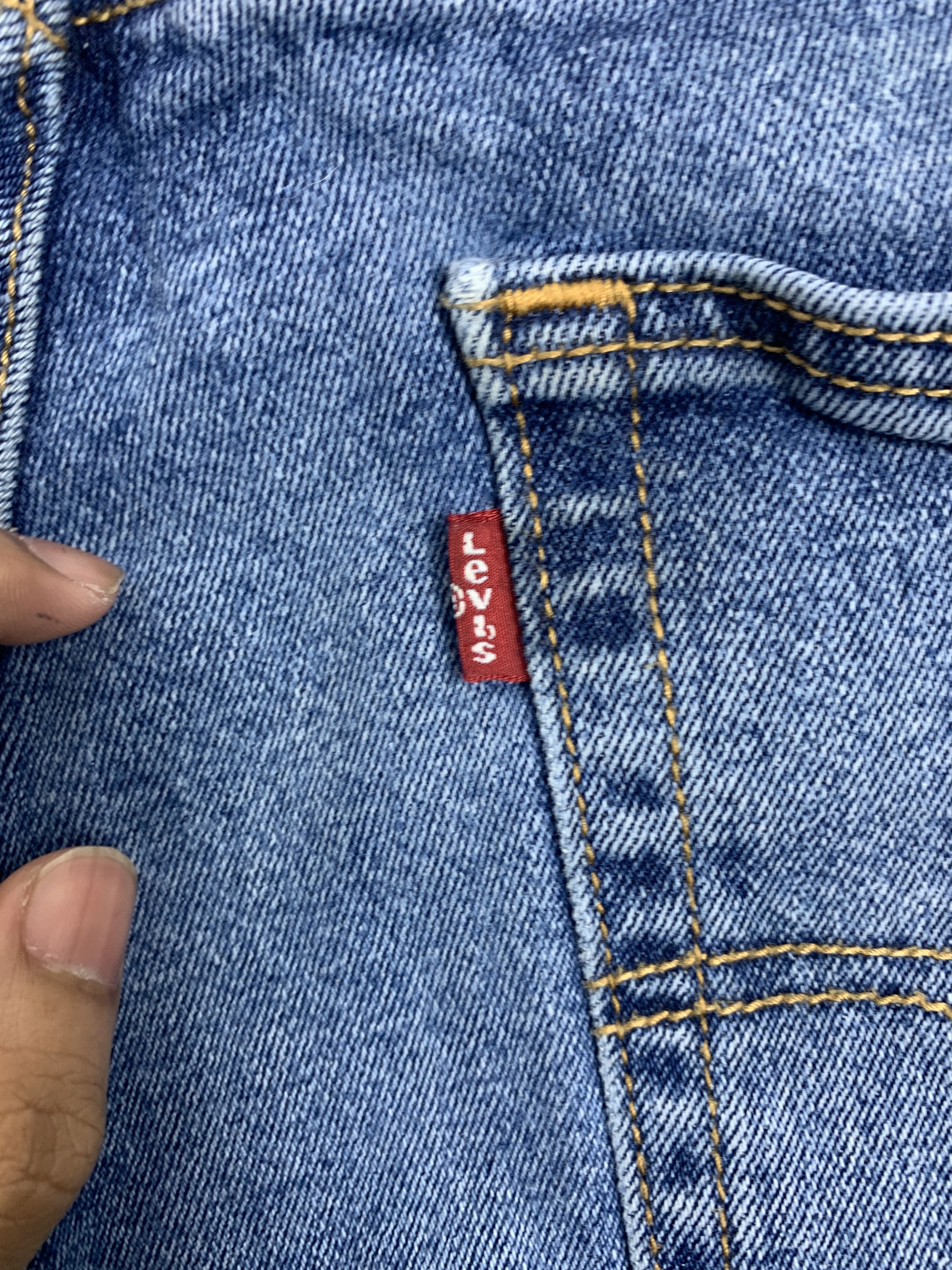 Levi's Vintage LEVI'S 505 Faded Mid Wash Straight Cut Jeans Size US 35 - 11 Thumbnail