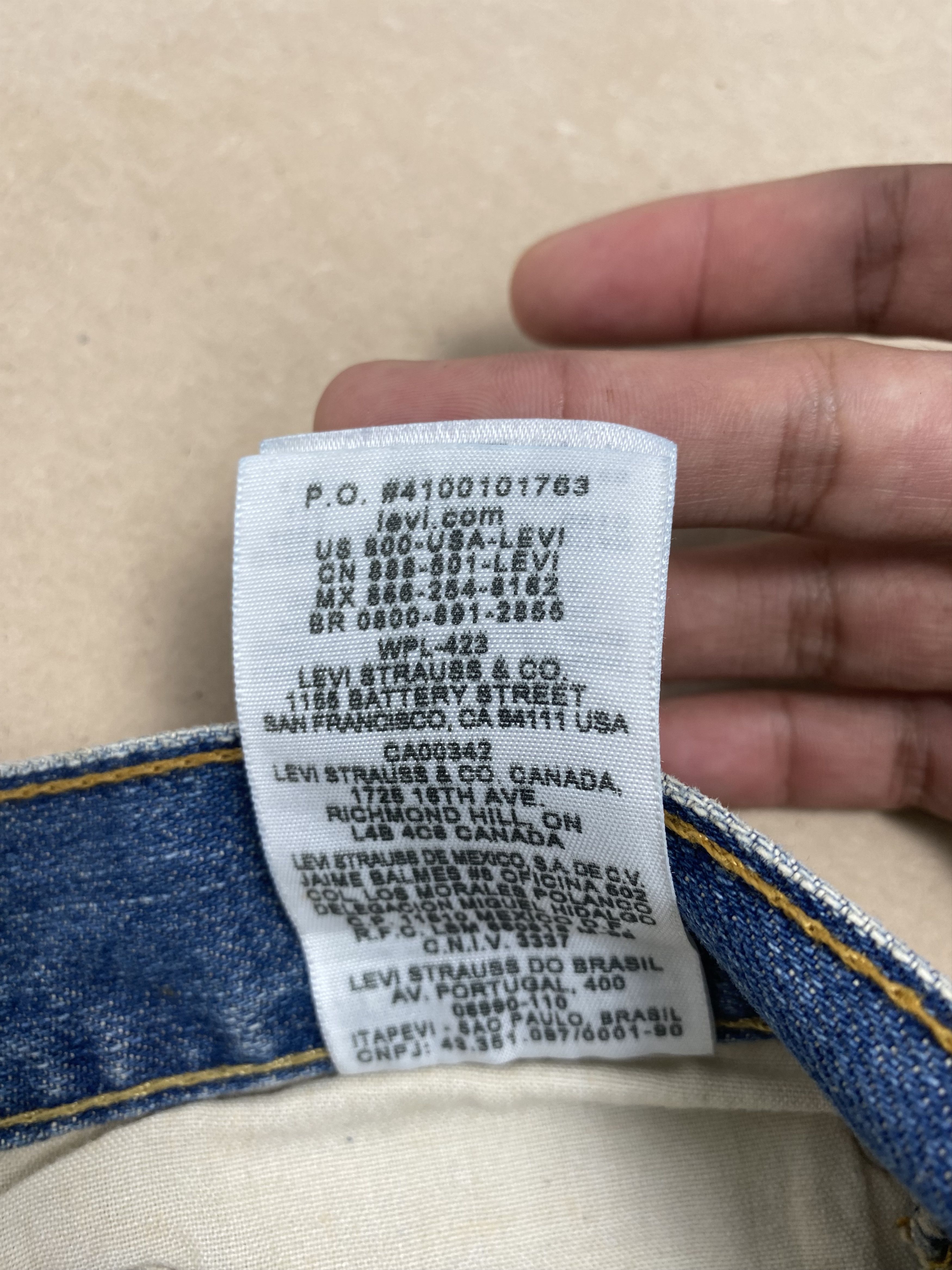Levi's × Vintage Vintage LEVI'S 527 Bootcut Distressed Faded Mid Wash Jeans Size US 35 - 12 Thumbnail
