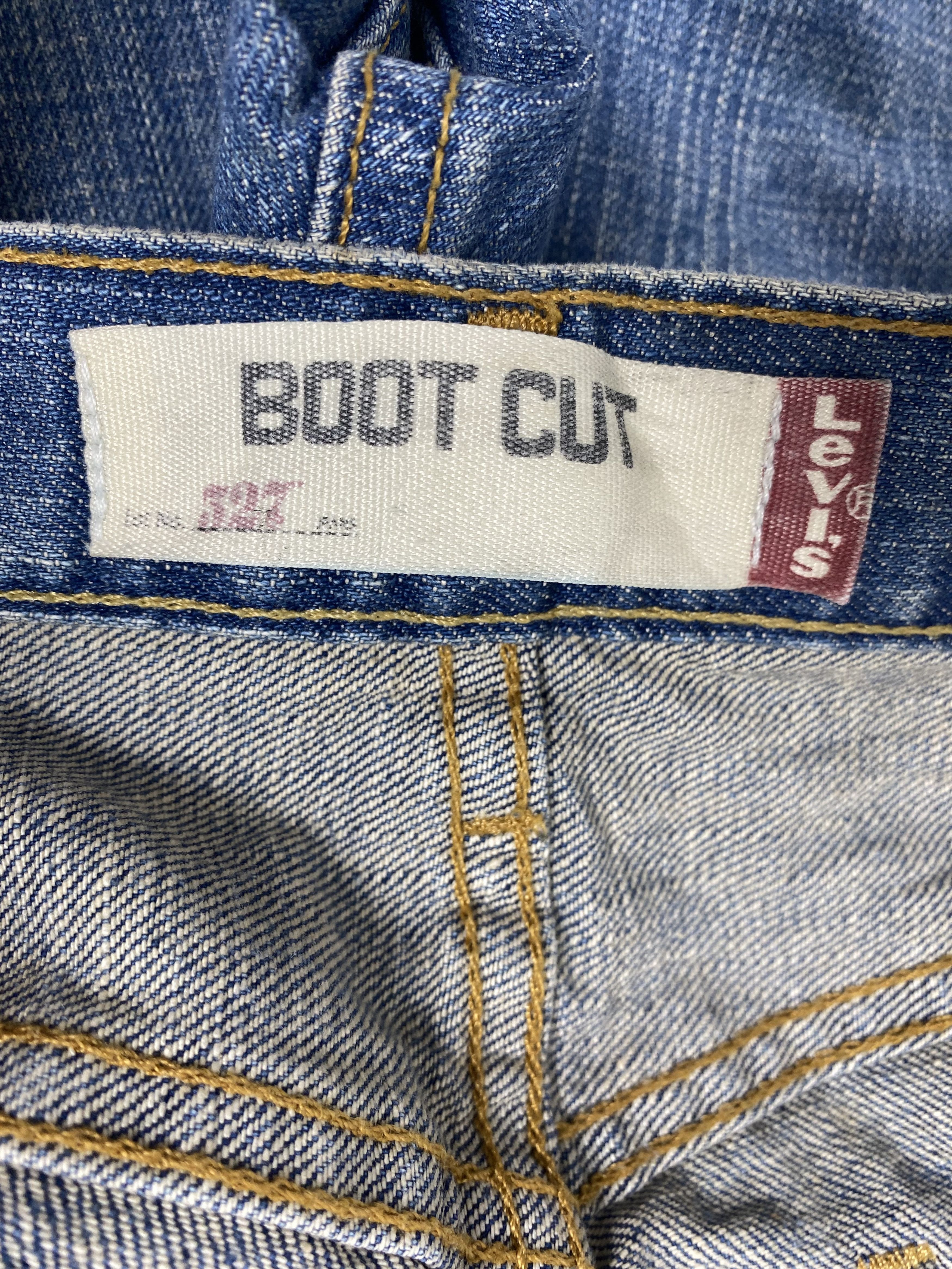 Levi's × Vintage Vintage LEVI'S 527 Bootcut Distressed Faded Mid Wash Jeans Size US 35 - 8 Thumbnail