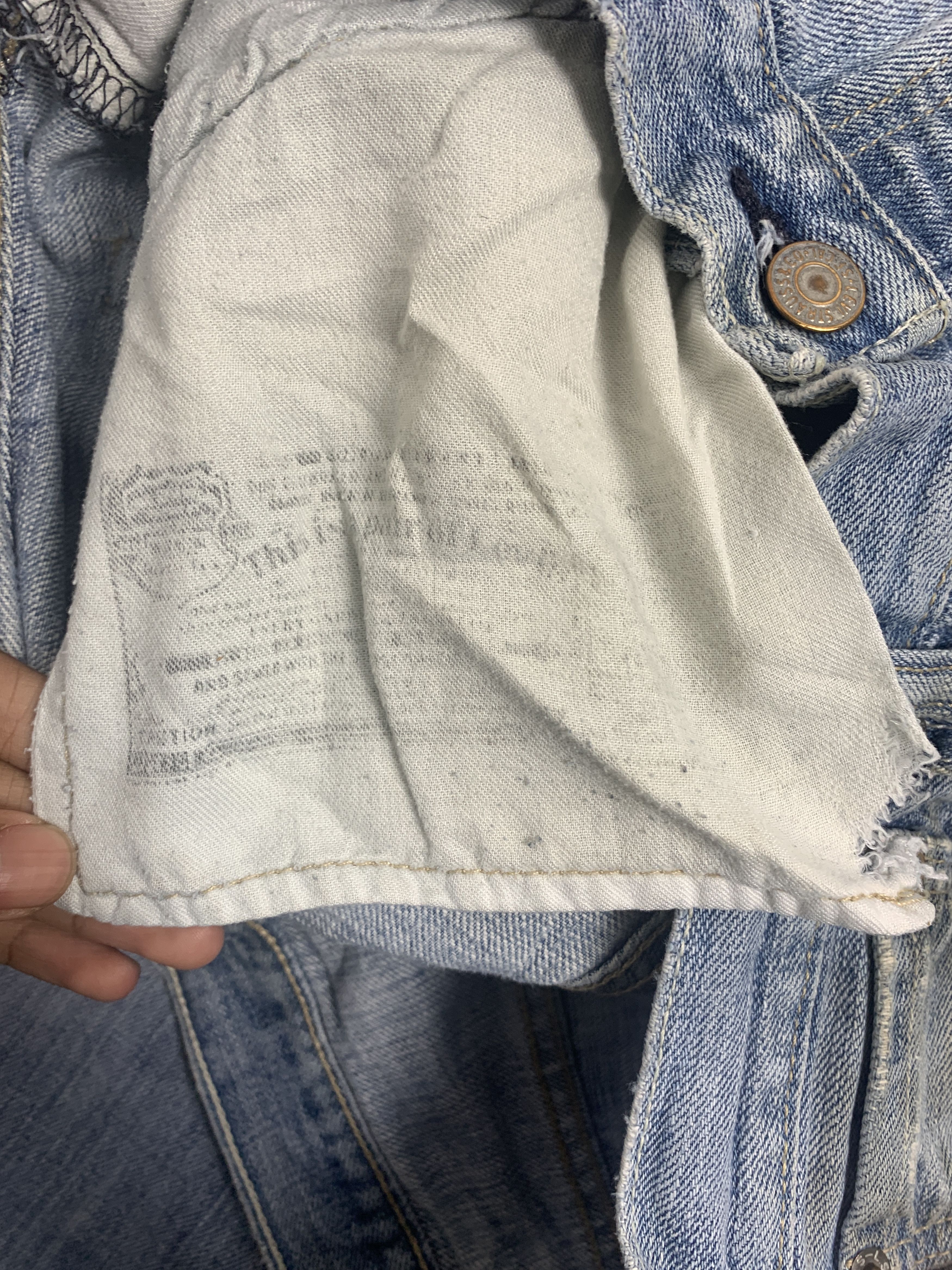 Levi's Vintage 90s LEVI'S 501 Distressed Faded Jeans P0331 Size US 34 / EU 50 - 13 Thumbnail