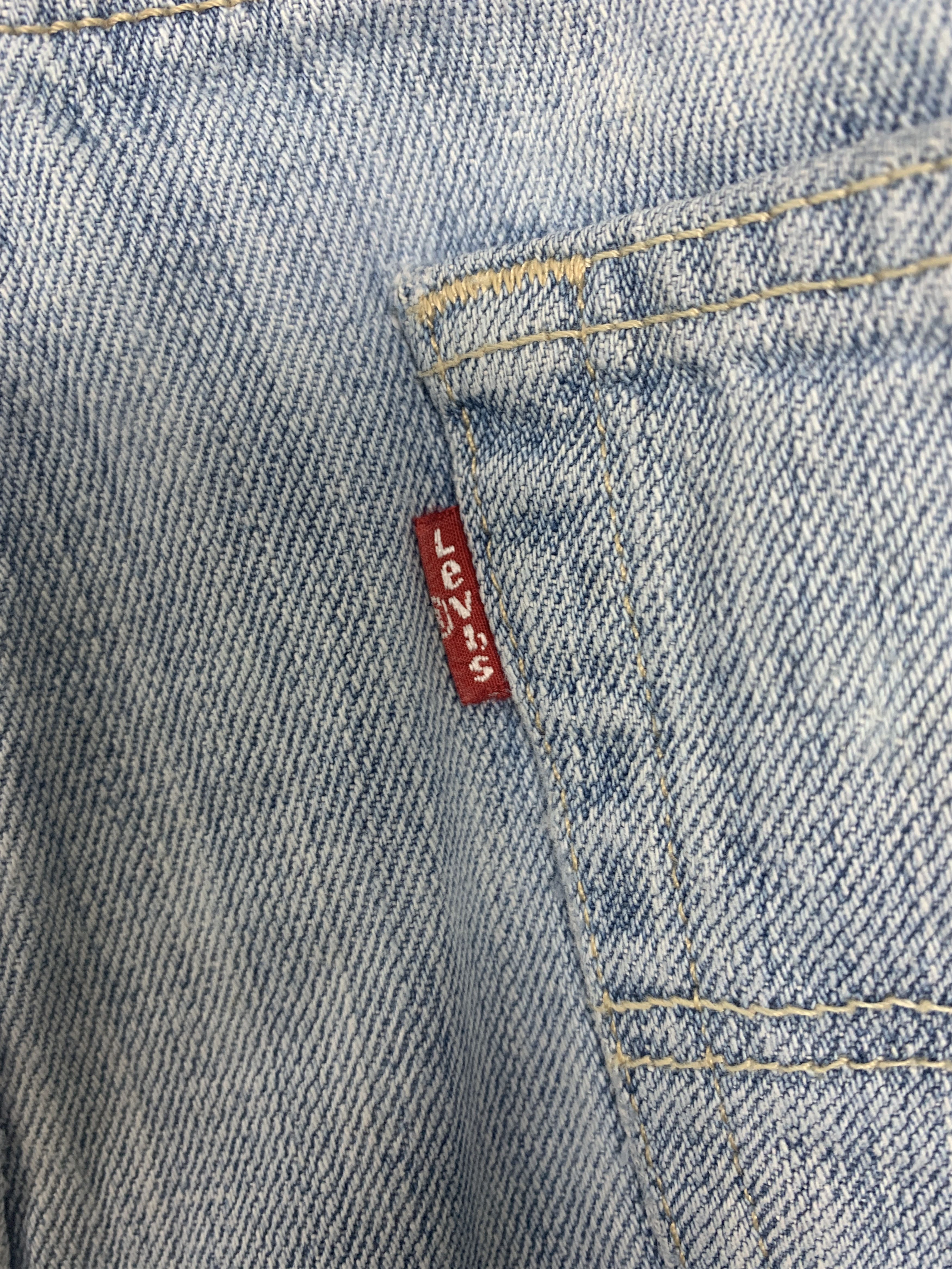 Levi's Vintage 90s LEVI'S 501 Distressed Faded Jeans P0331 Size US 34 / EU 50 - 12 Thumbnail