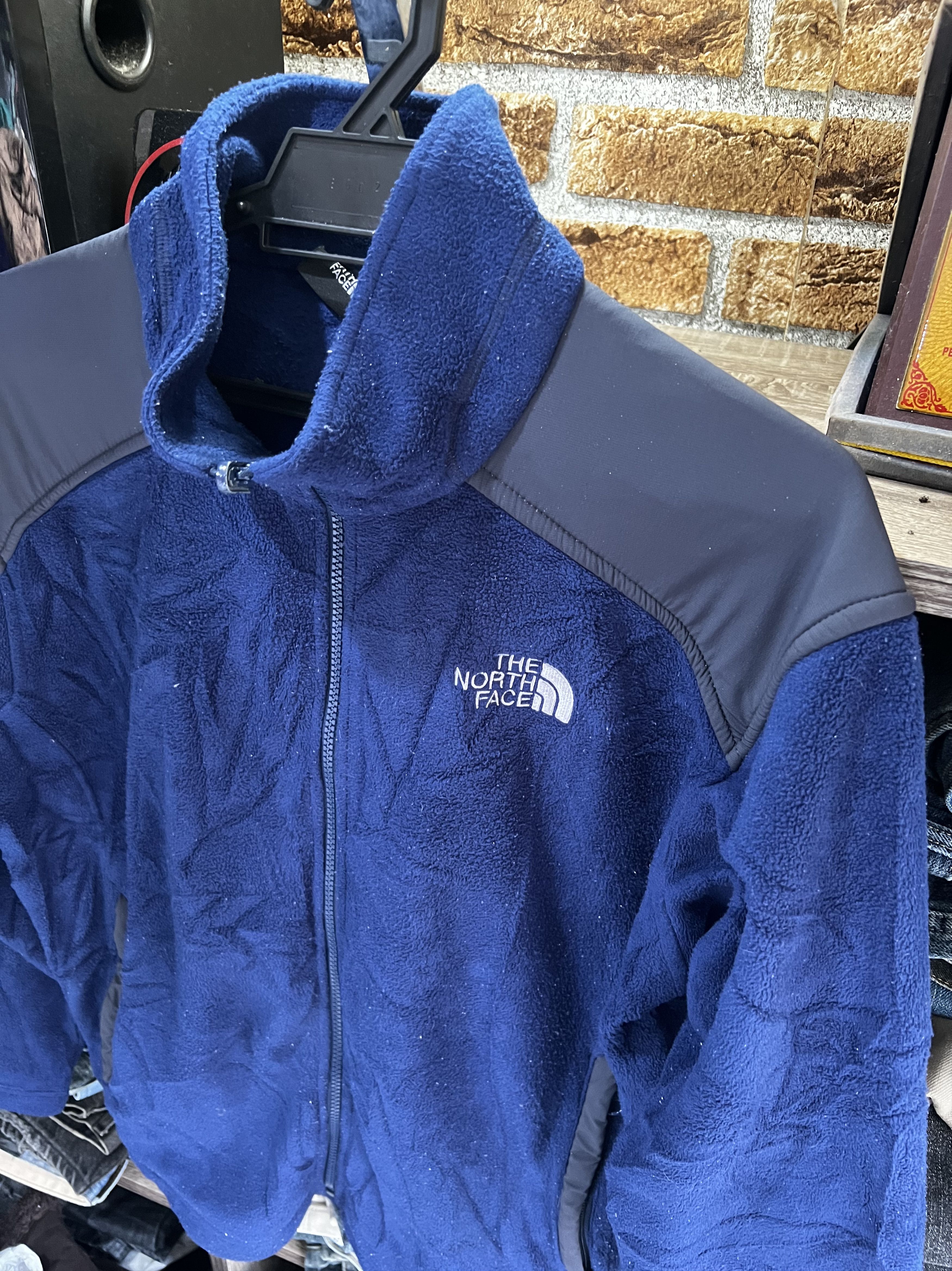 The North Face 🔥Shoulder Patch The North Face Zipper Fleece Jackets Size US M / EU 48-50 / 2 - 7 Thumbnail