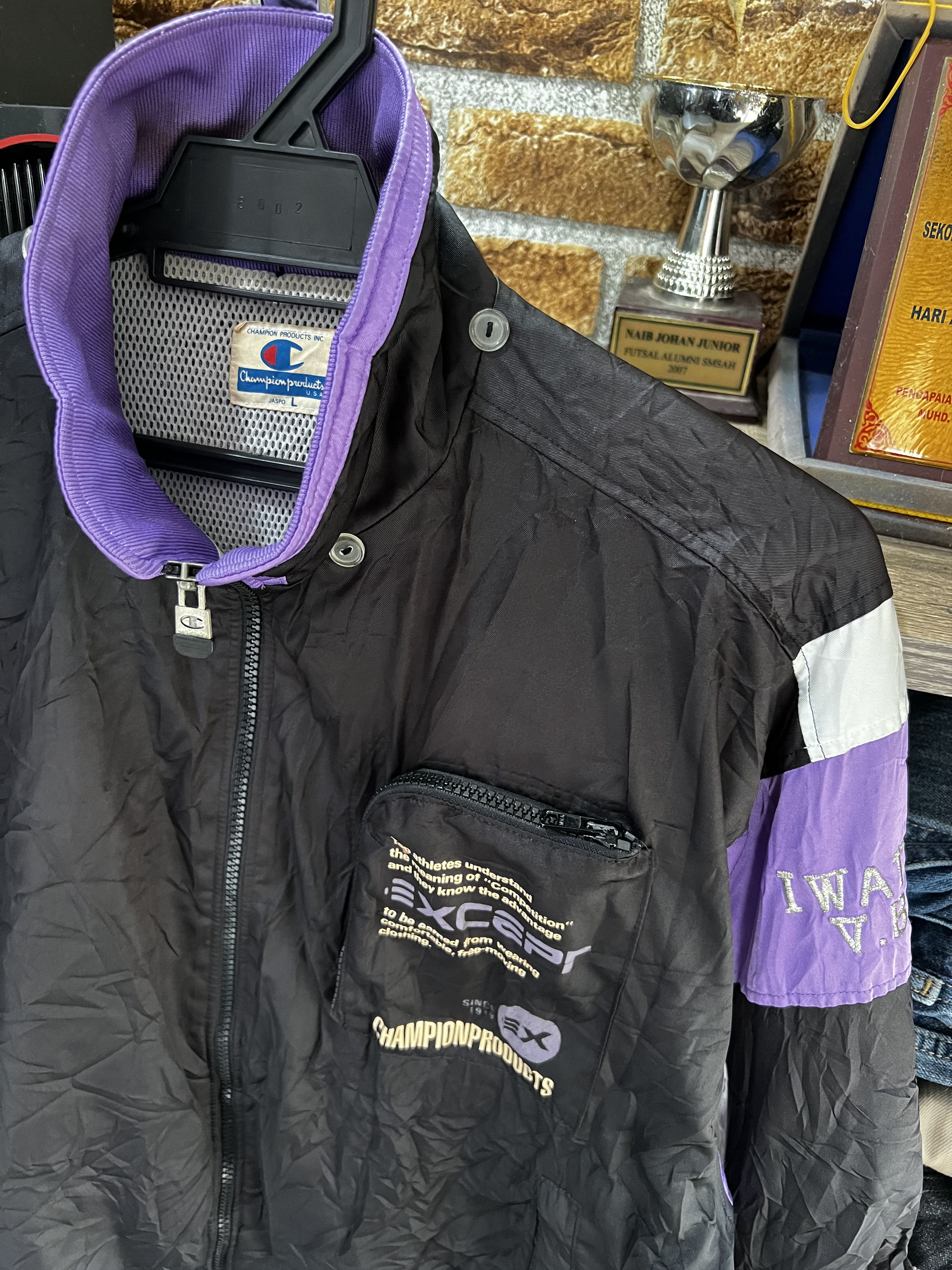 Champion 🔥Vintage Champion Iwatsu Zipper Jackets Size US L / EU 52-54 / 3 - 7 Thumbnail