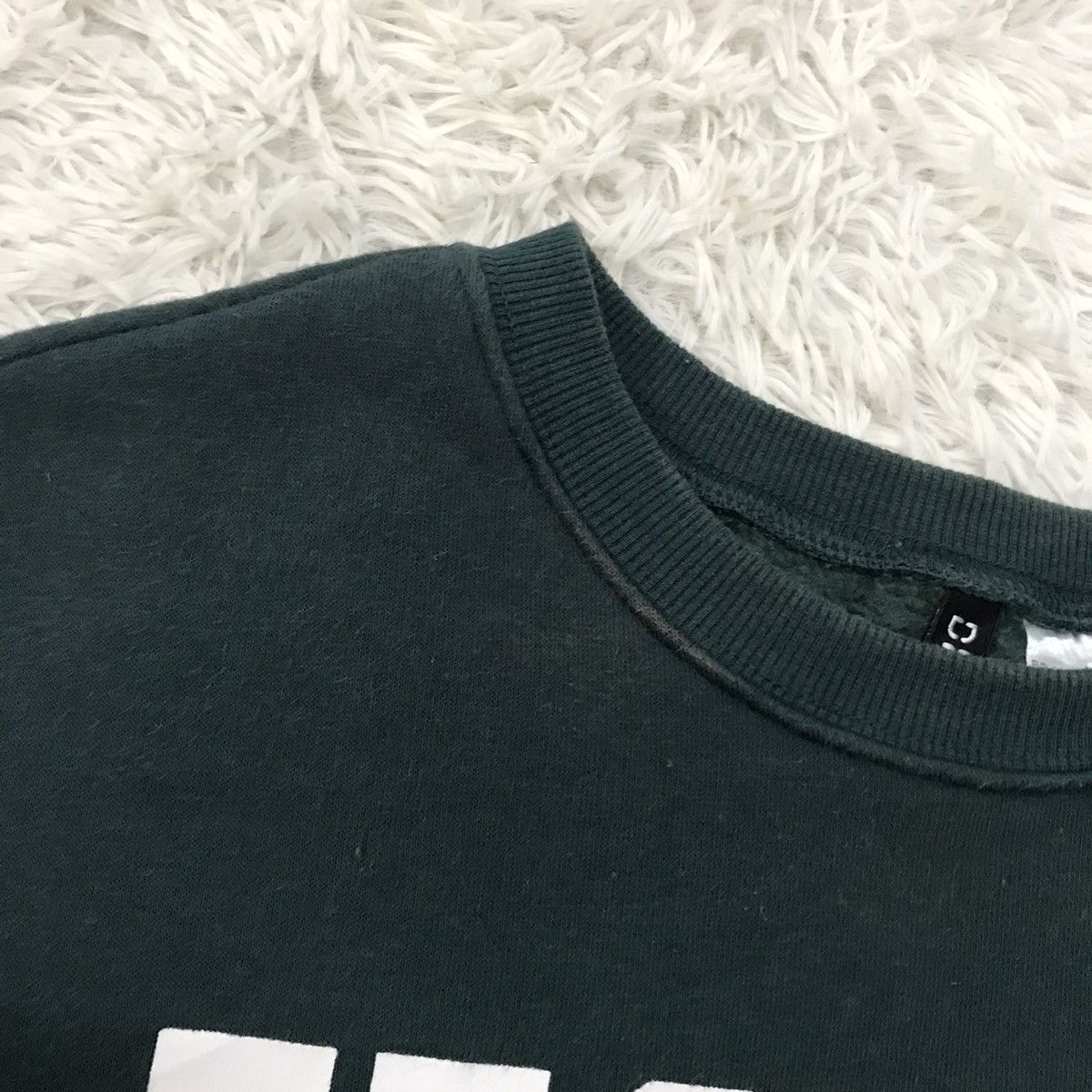 Divided UCLA Divided H&M Big Printed Sweatshirt Size US S / EU 44-46 / 1 - 7 Thumbnail