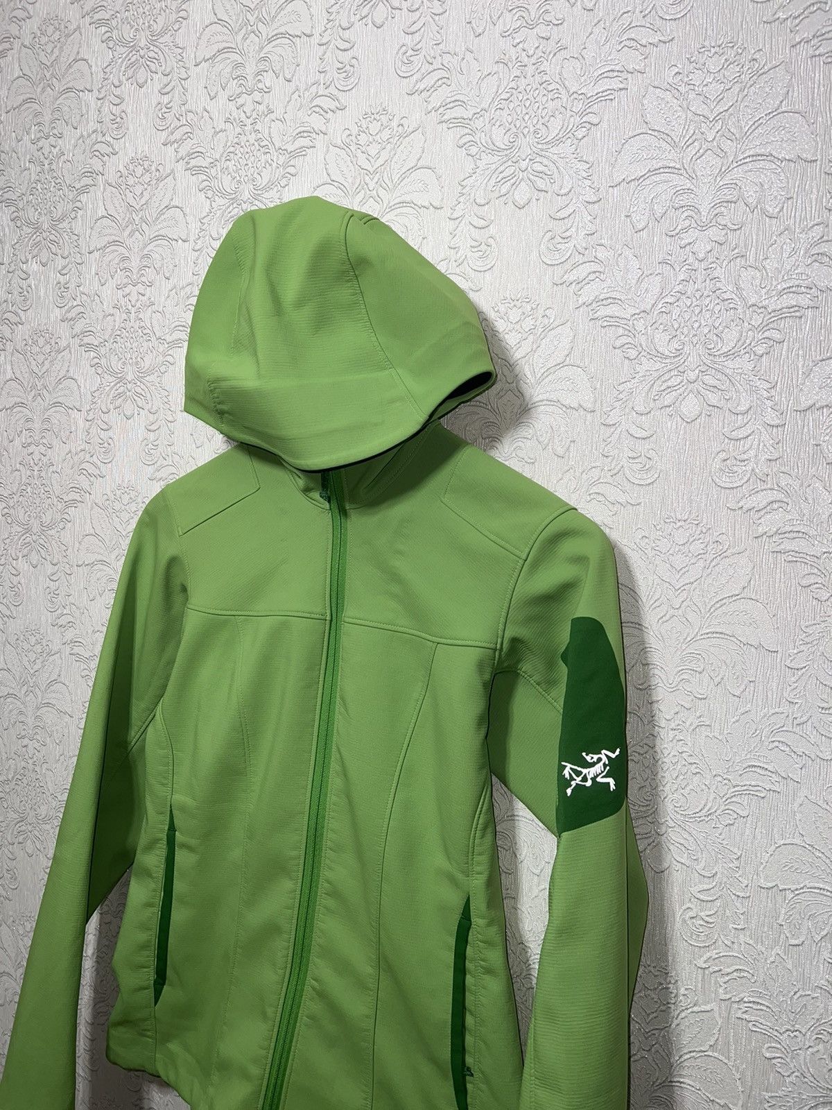 Arc'teryx Arcteryx soft shell Jacket Vintage Reflective Size S / US 4 / IT 40 - 2 Thumbnail