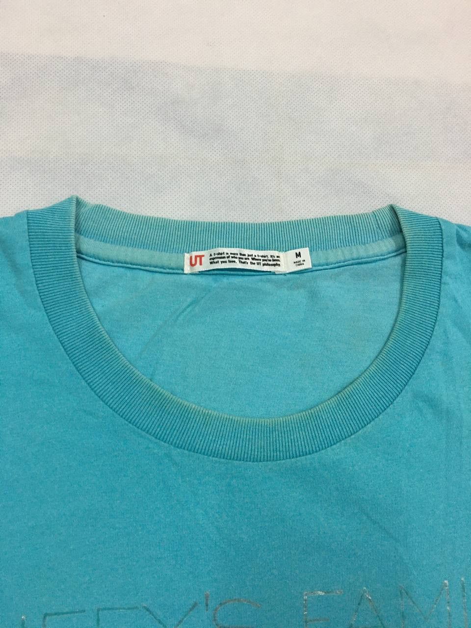 Anime × One Piece × Uniqlo One Piece Luffys Family Tee Size US M / EU 48-50 / 2 - 4 Thumbnail