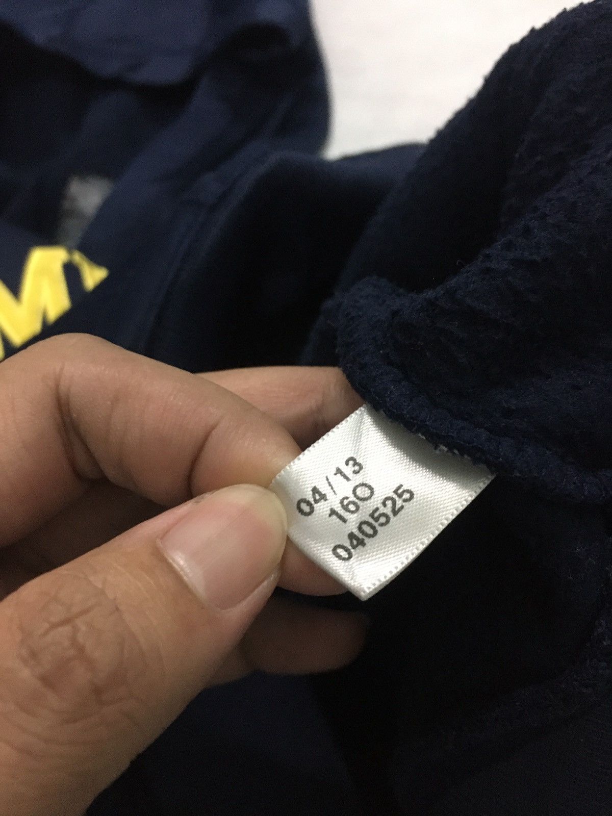 Adidas ADIDAS CENTRE LOGO X MICHIGAN COLLEGE SPELL OUT HOODIE Size US S / EU 44-46 / 1 - 10 Thumbnail