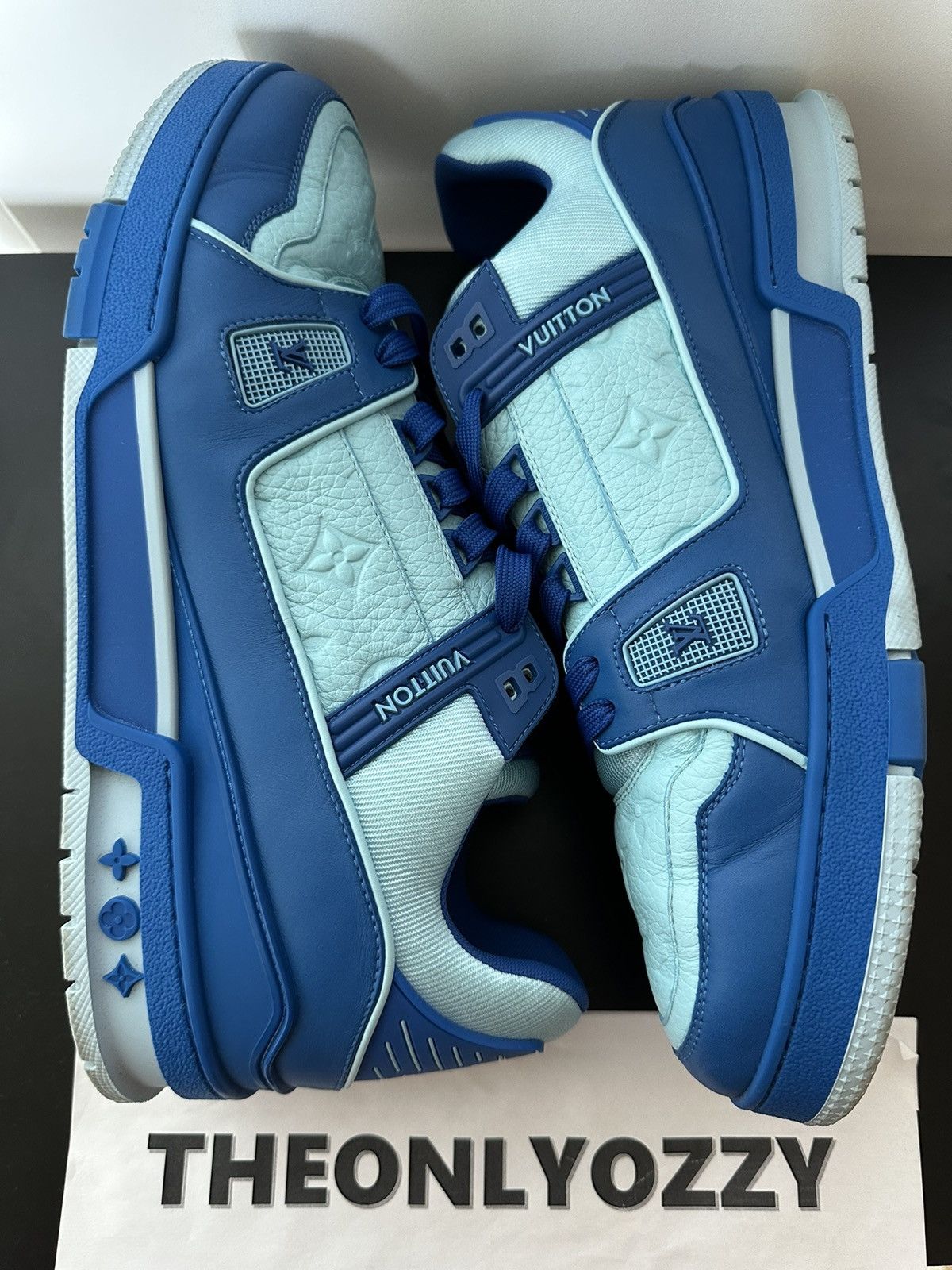image of Louis Vuitton Trainer Sneaker Blue Size Lv 11, Men's