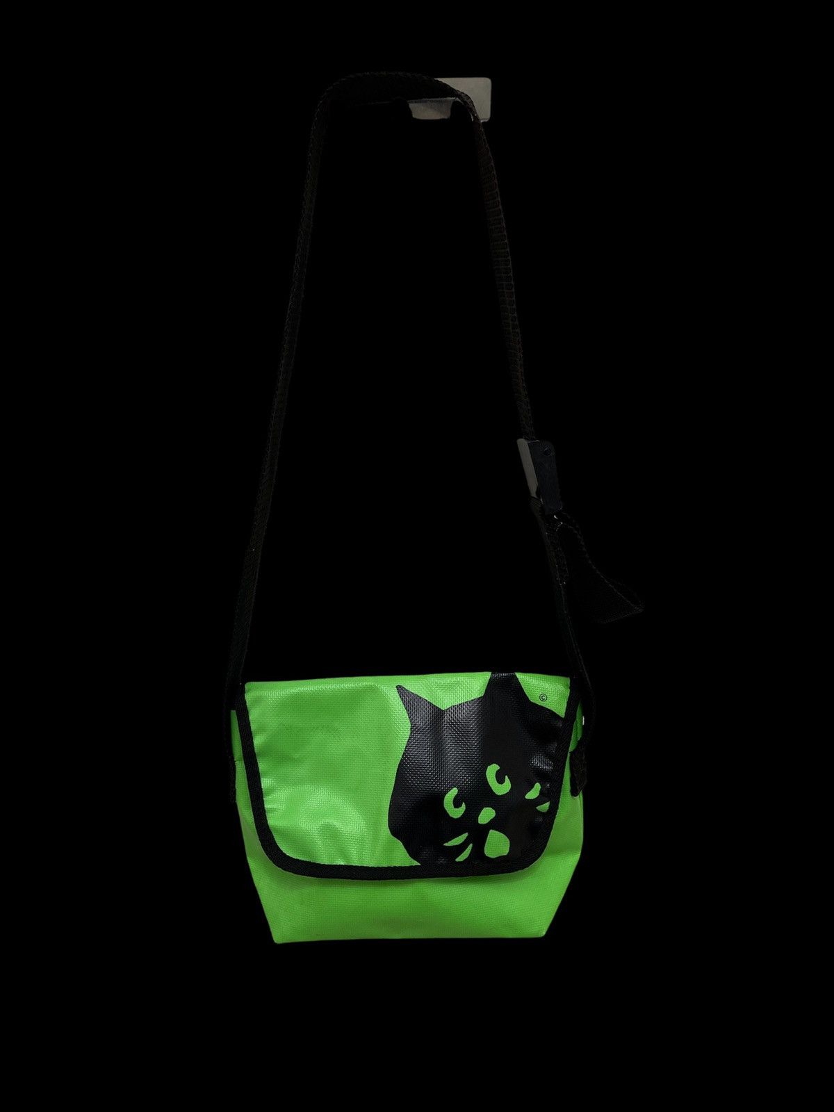 Issey Miyake × Ne-Net DOPE 🔥 NE-NET Issey Miyake Iconic CAT Waterproof Sling Bag Size ONE SIZE - 1 Thumbnail