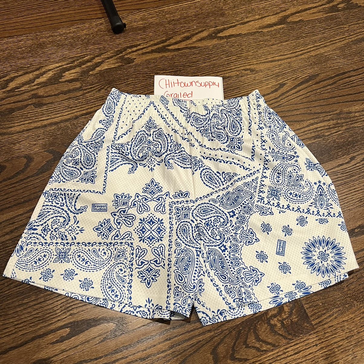 Bravest Studios Bravest Studio Cream/Blue Paisley Size XL Size US 36 / EU 52 - 1 Thumbnail