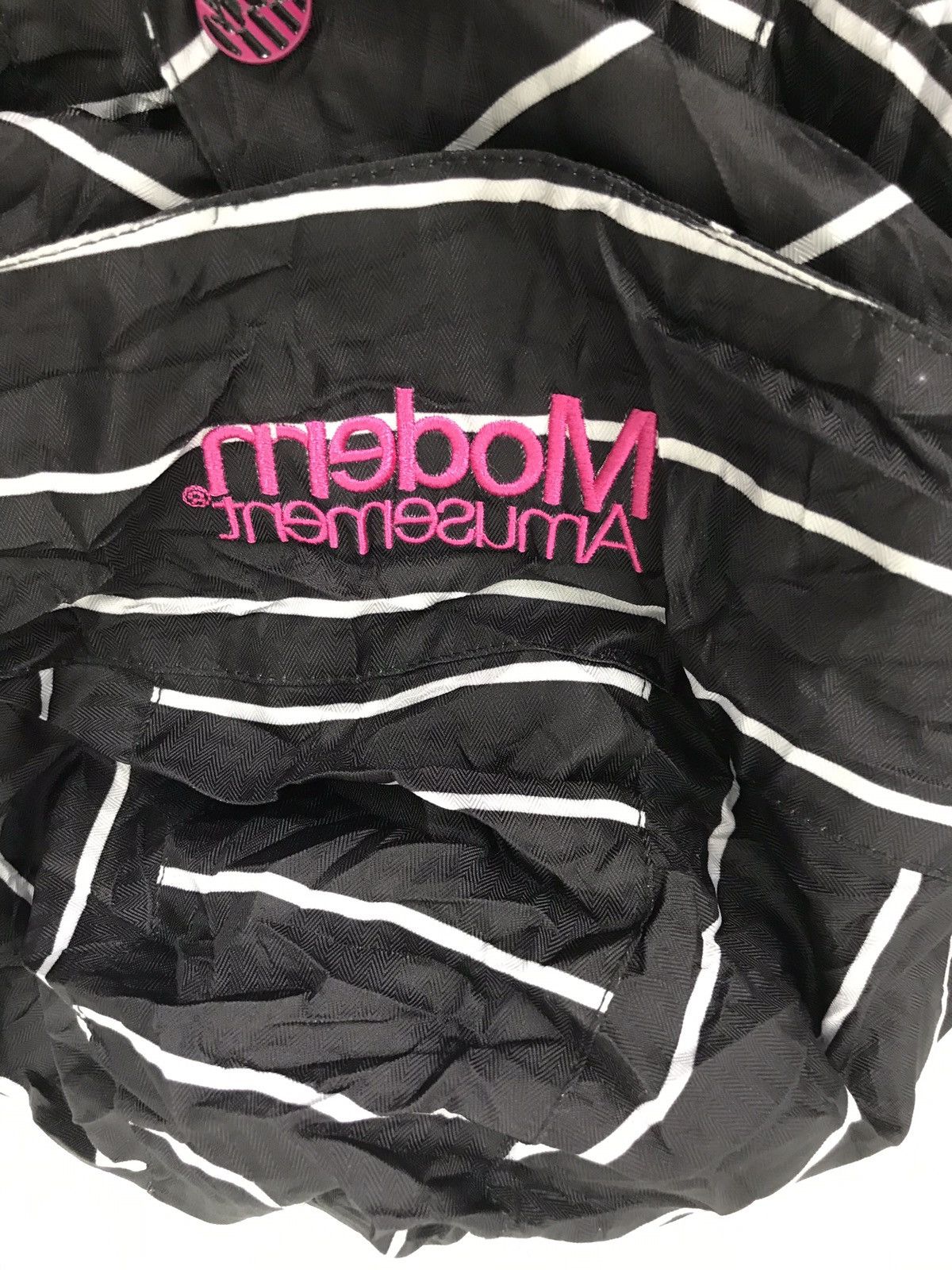 Modern Amusement Modern Amusement Windbreaker Sweatshirt Hoodies Skate Size US M / EU 48-50 / 2 - 6 Thumbnail