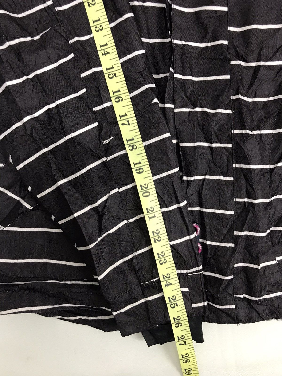 Modern Amusement Modern Amusement Windbreaker Sweatshirt Hoodies Skate Size US M / EU 48-50 / 2 - 10 Thumbnail