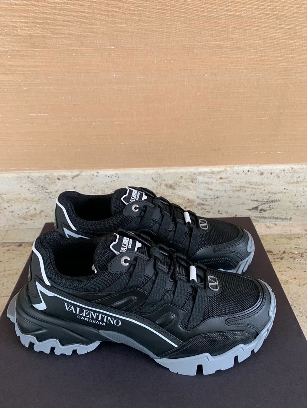 Valentino Leather Logo Trainer in Black Size US 7 / EU 40 - 9 Thumbnail