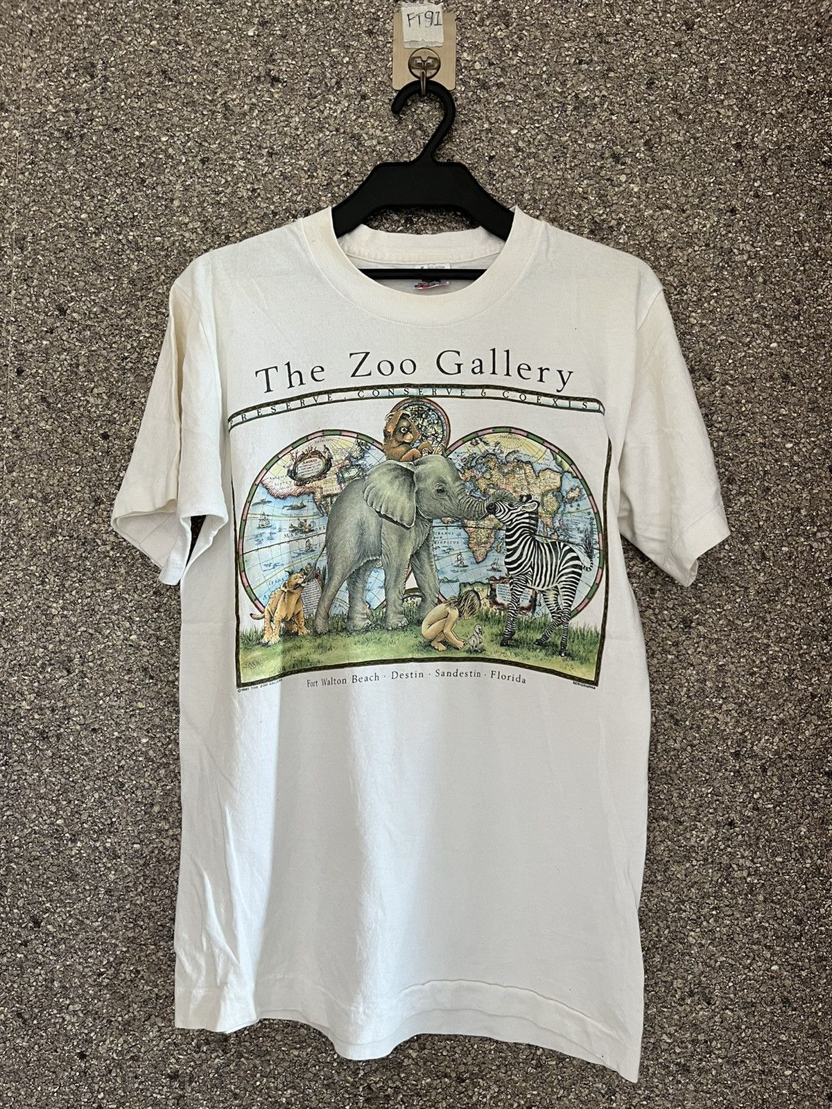 image of Vintage The Zoo Gallery Ft91 in White, Men's (Size Small)