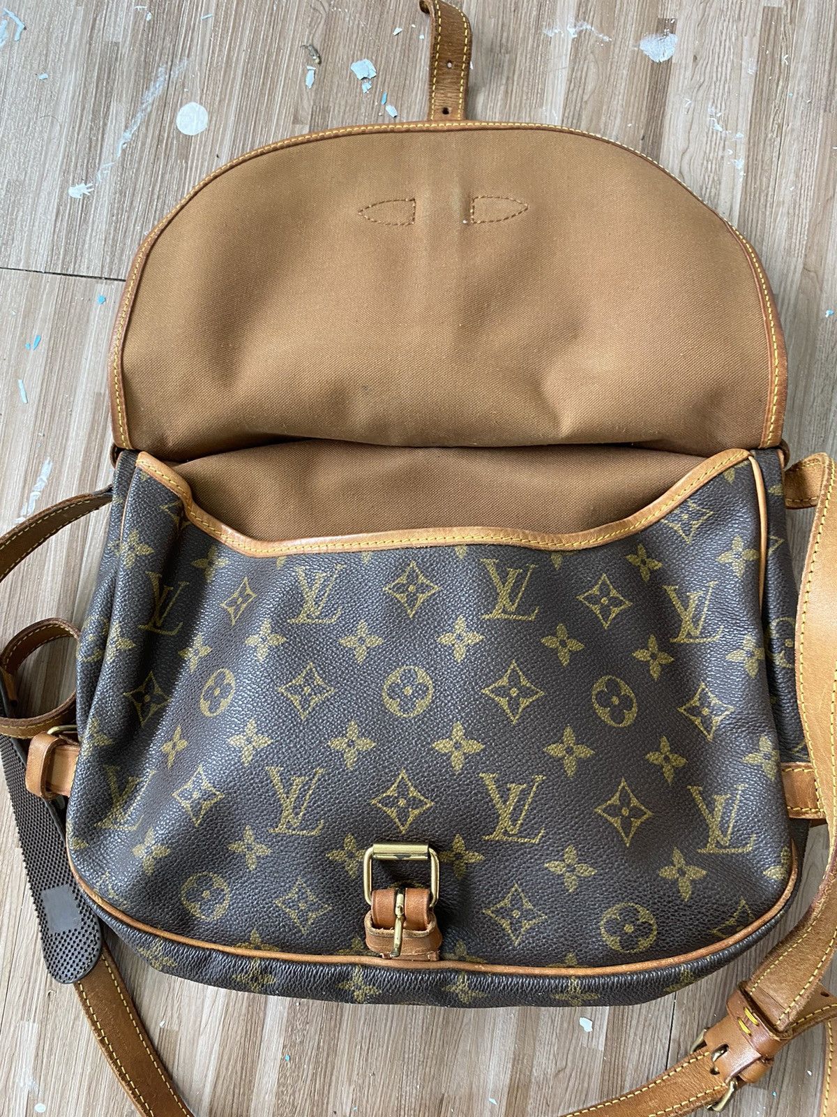 Authentic Louis Vuitton Monogram Saumur 30 Shoulder Bag