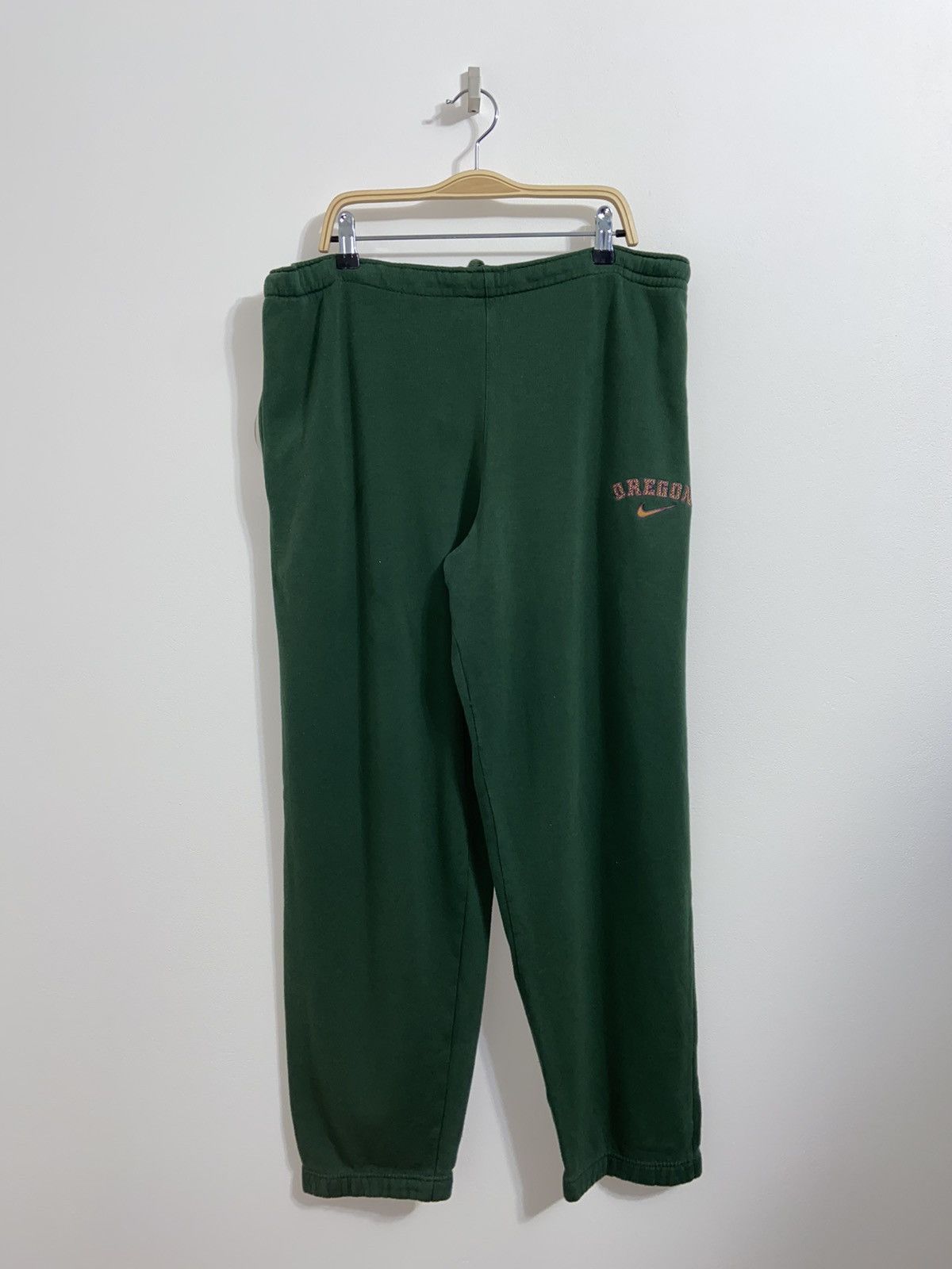 Vintage Nike Oregon sport pants Size US 34 / EU 50 - 1 Thumbnail