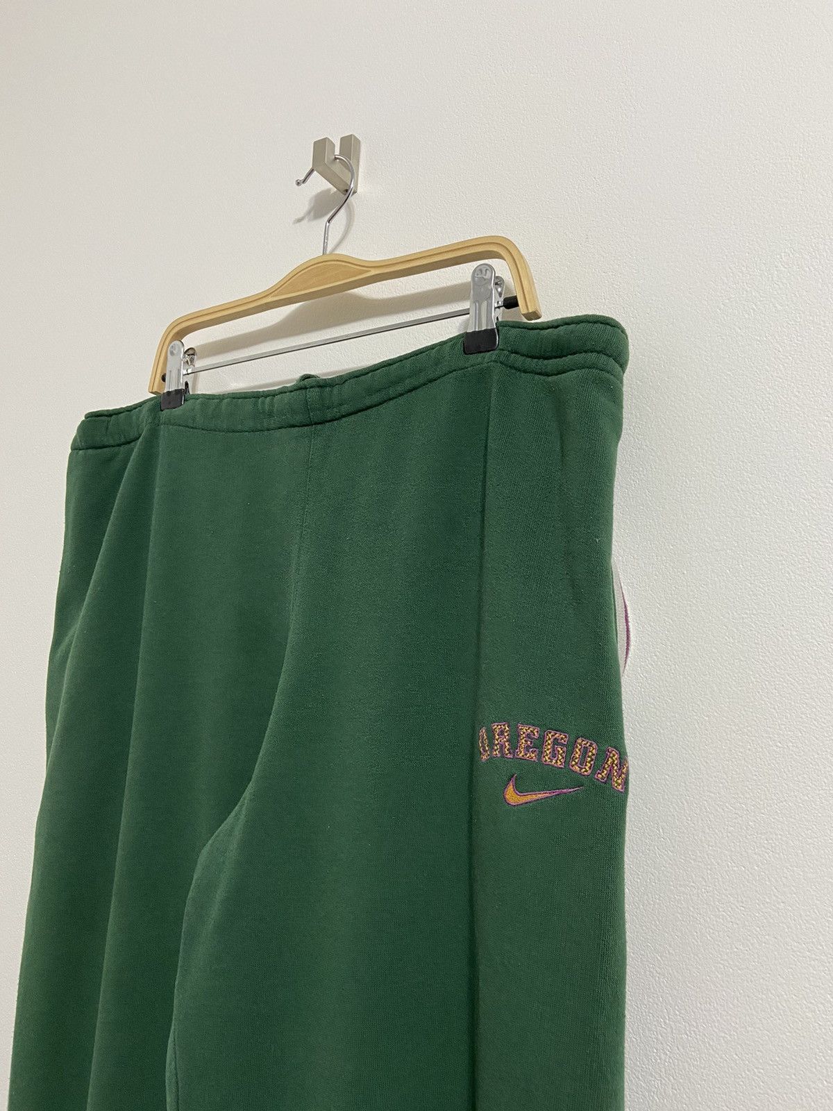 Vintage Nike Oregon sport pants Size US 34 / EU 50 - 2 Thumbnail