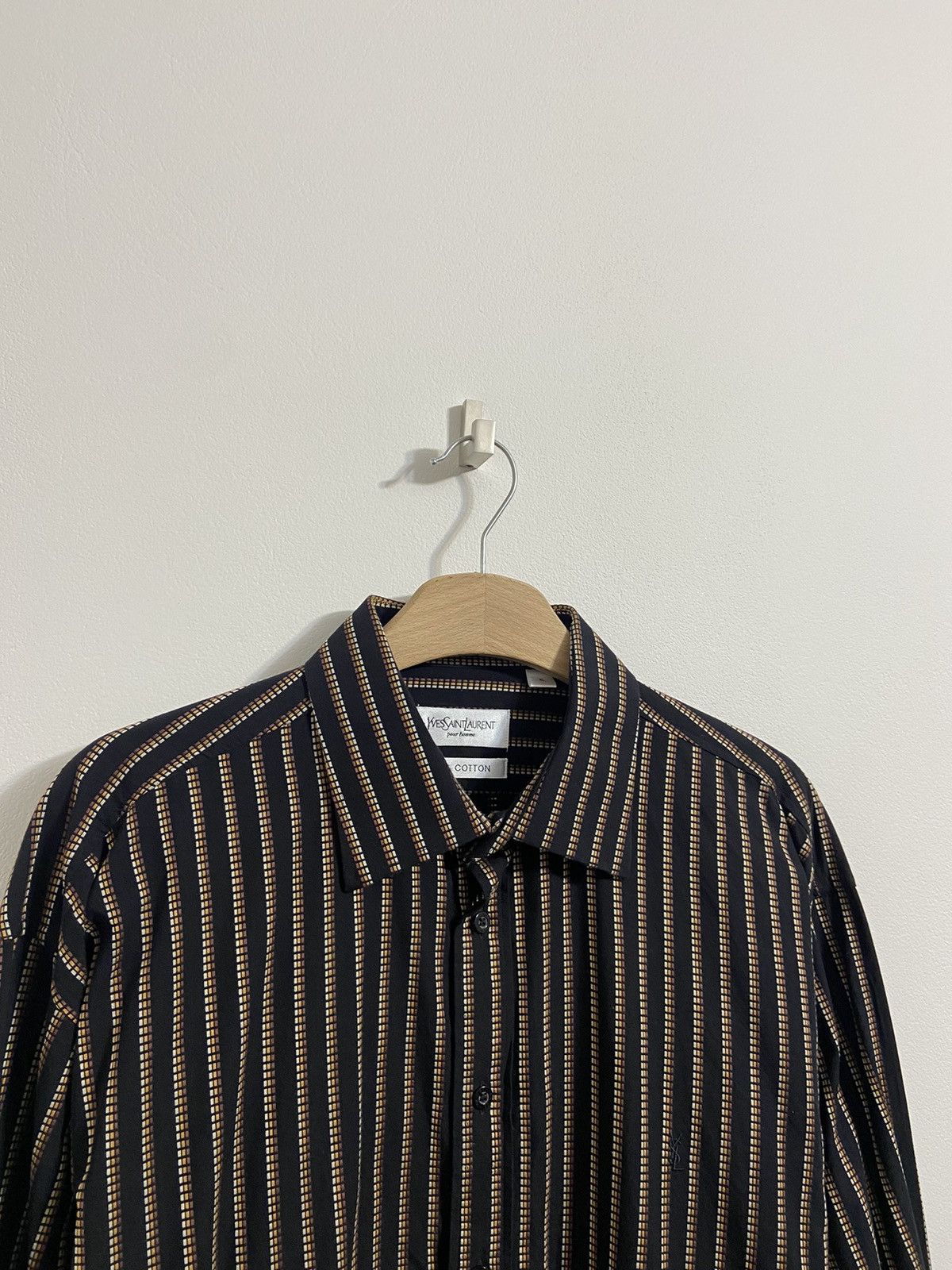 Yves Saint Laurent Yves Saint Laurent Button Up Shirt Size US XL / EU 56 / 4 - 2 Thumbnail