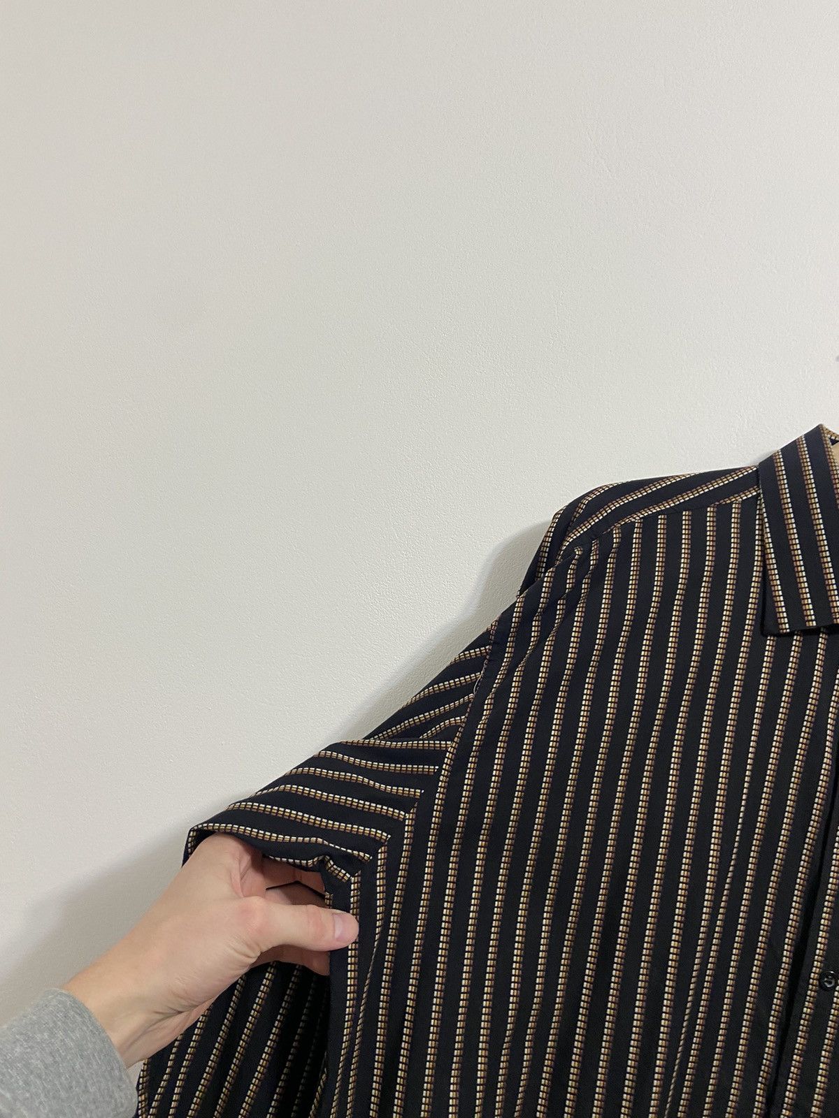 Yves Saint Laurent Yves Saint Laurent Button Up Shirt Size US XL / EU 56 / 4 - 12 Thumbnail