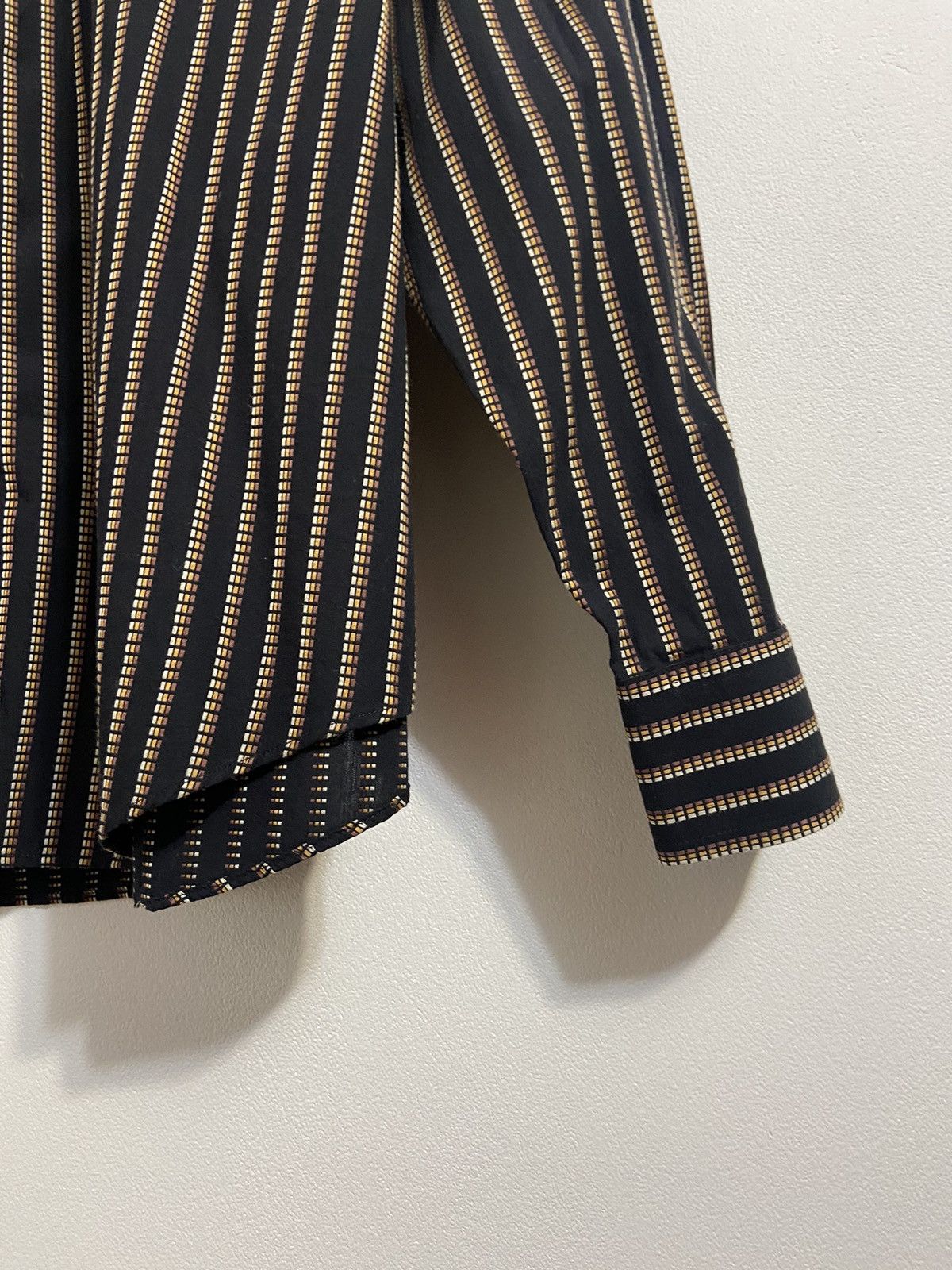 Yves Saint Laurent Yves Saint Laurent Button Up Shirt Size US XL / EU 56 / 4 - 9 Thumbnail