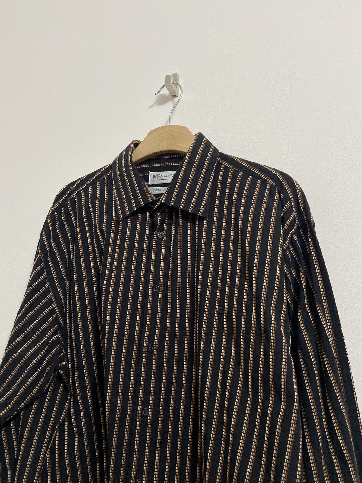 Yves Saint Laurent Yves Saint Laurent Button Up Shirt Size US XL / EU 56 / 4 - 16 Thumbnail