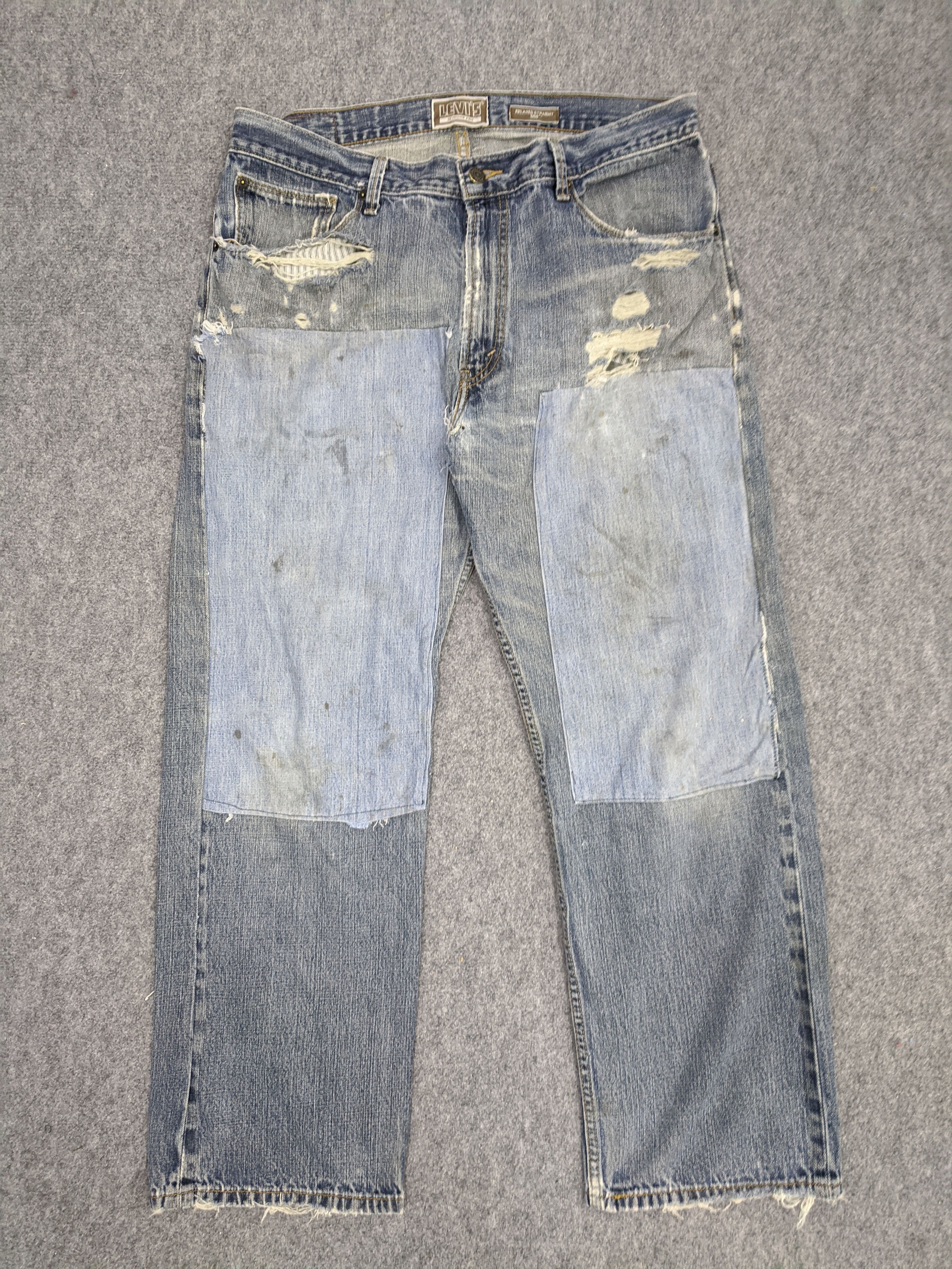 image of Vintage Levis 559 Jeans Kurt Cobain Style in Blue Denim, Men's (Size 36)