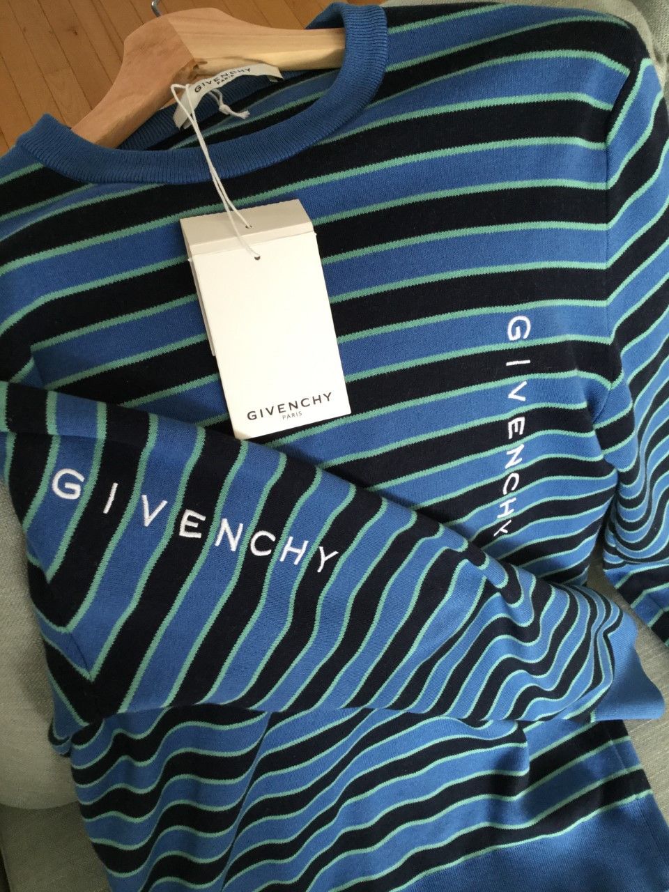 Givenchy Givenchy logo striped sweater size small Size US S / EU 44-46 / 1 - 12 Thumbnail