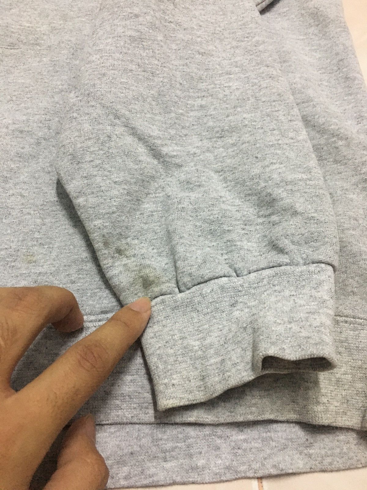 Hanes × Vintage Vintage hanes c. winter supply hoodie Size US XL / EU 56 / 4 - 7 Thumbnail