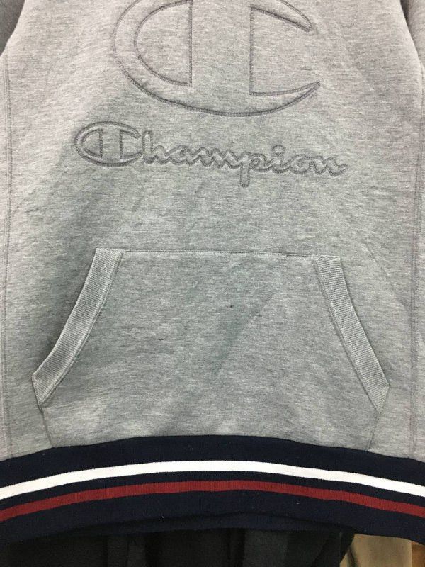 Champion × Vintage Vintage Champion Embroidered Big Logo Hoodie Size US L / EU 52-54 / 3 - 4 Thumbnail