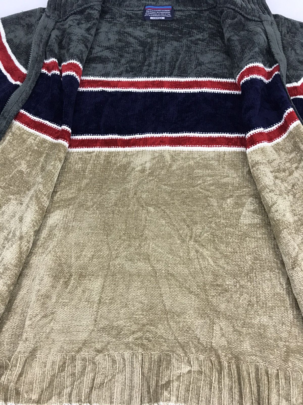 Japanese Brand Vintage Plevo’s Fleece Sweatshirt Hoodies Jacket Winter Size US L / EU 52-54 / 3 - 4 Thumbnail