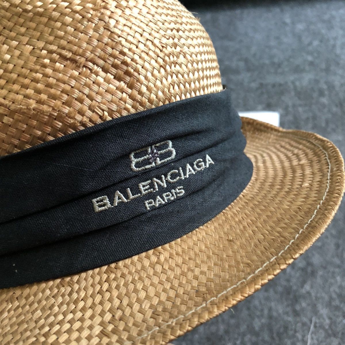 Balenciaga × Vintage 🔥Rare Colector Item🔥Balenciaga Fedora Hat Straw Hat Size ONE SIZE - 7 Thumbnail