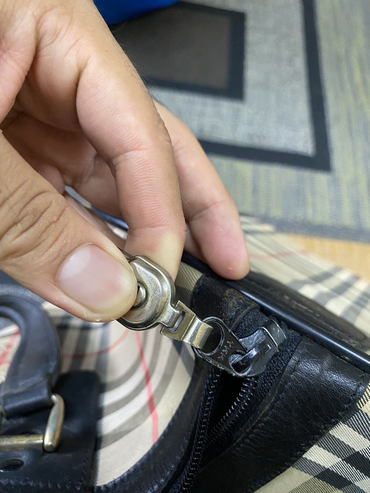 Burberry × Designer SALE💥 Burberry Leather Travel Bag Size ONE SIZE - 10 Thumbnail