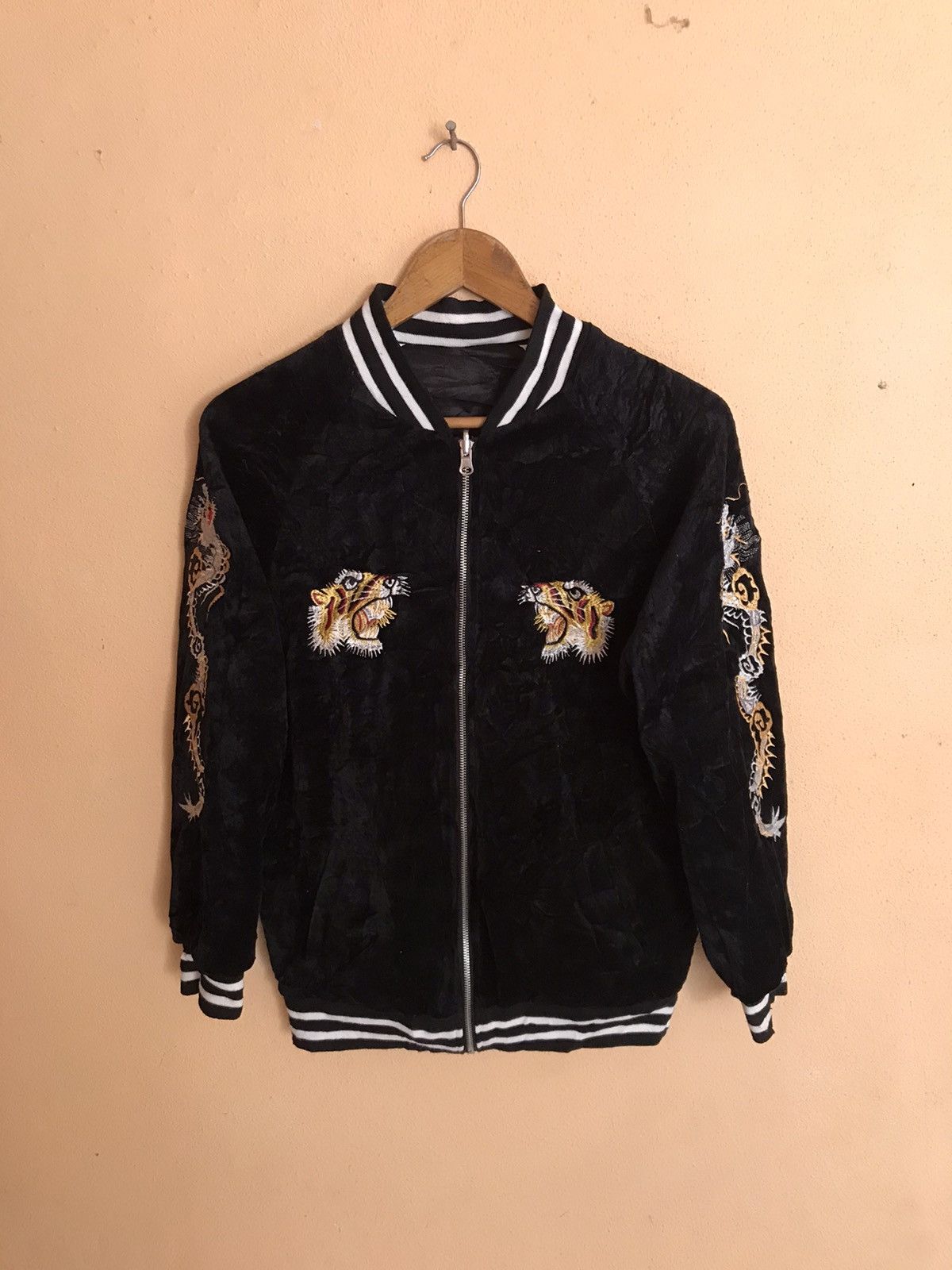 Japanese Brand SUKAJAN SOUVENIR TIGER REVERSIBLE Size US S / EU 44-46 / 1 - 5 Thumbnail