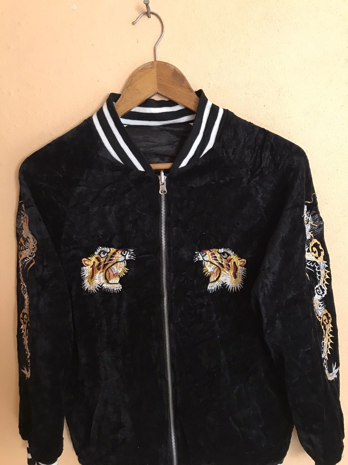 Japanese Brand SUKAJAN SOUVENIR TIGER REVERSIBLE Size US S / EU 44-46 / 1 - 6 Thumbnail